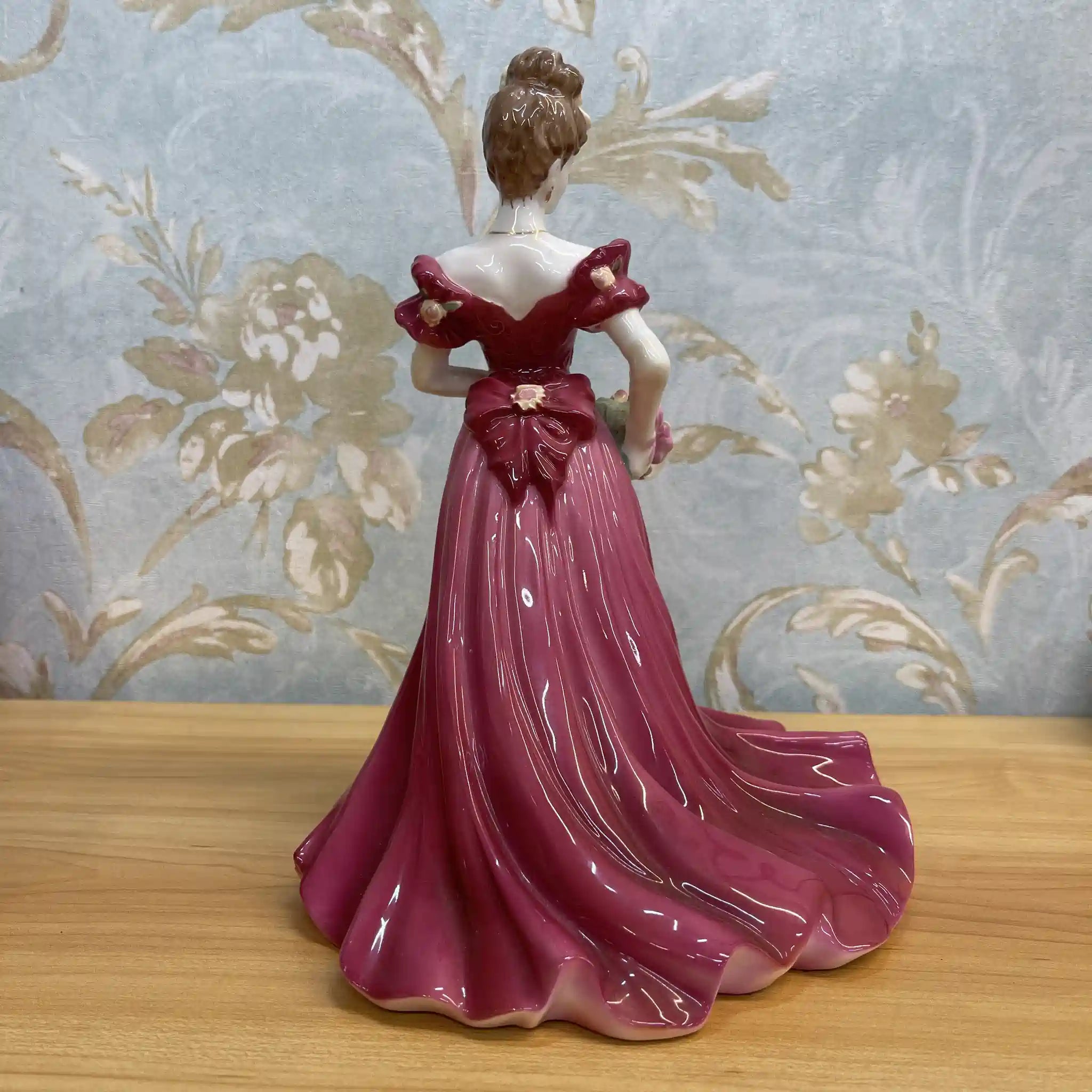 【リユース】 フィギュリン (陶磁器人形) / Coalport / Ladies of Fashion / Jenny / 推定2000前後 / Bone China / イギリス / Jack Glynn, ハンドペイント