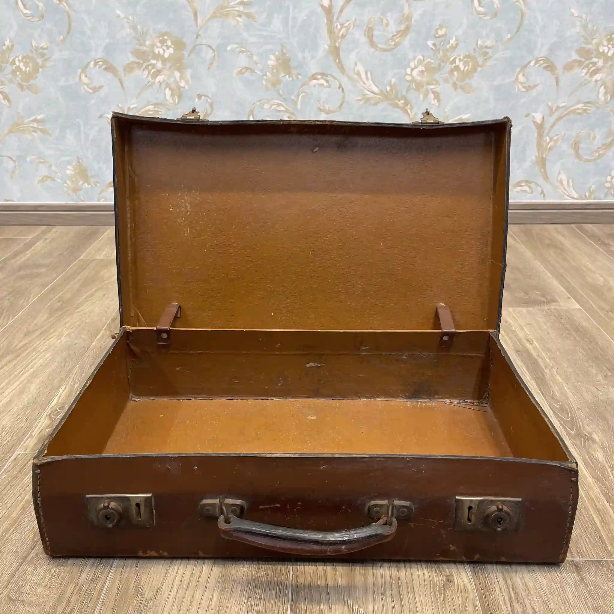 【アンティーク】 トランク(スーツケース) / 本革 / イギリス