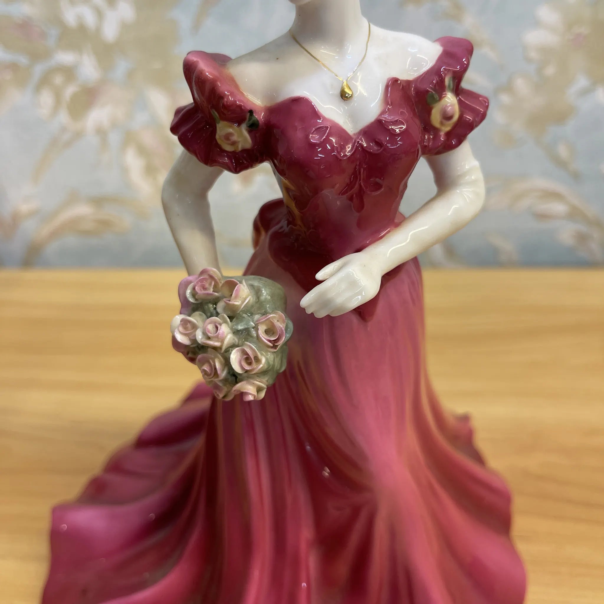 【リユース】 フィギュリン (陶磁器人形) / Coalport / Ladies of Fashion / Jenny / 推定2000前後 / Bone China / イギリス / Jack Glynn, ハンドペイント