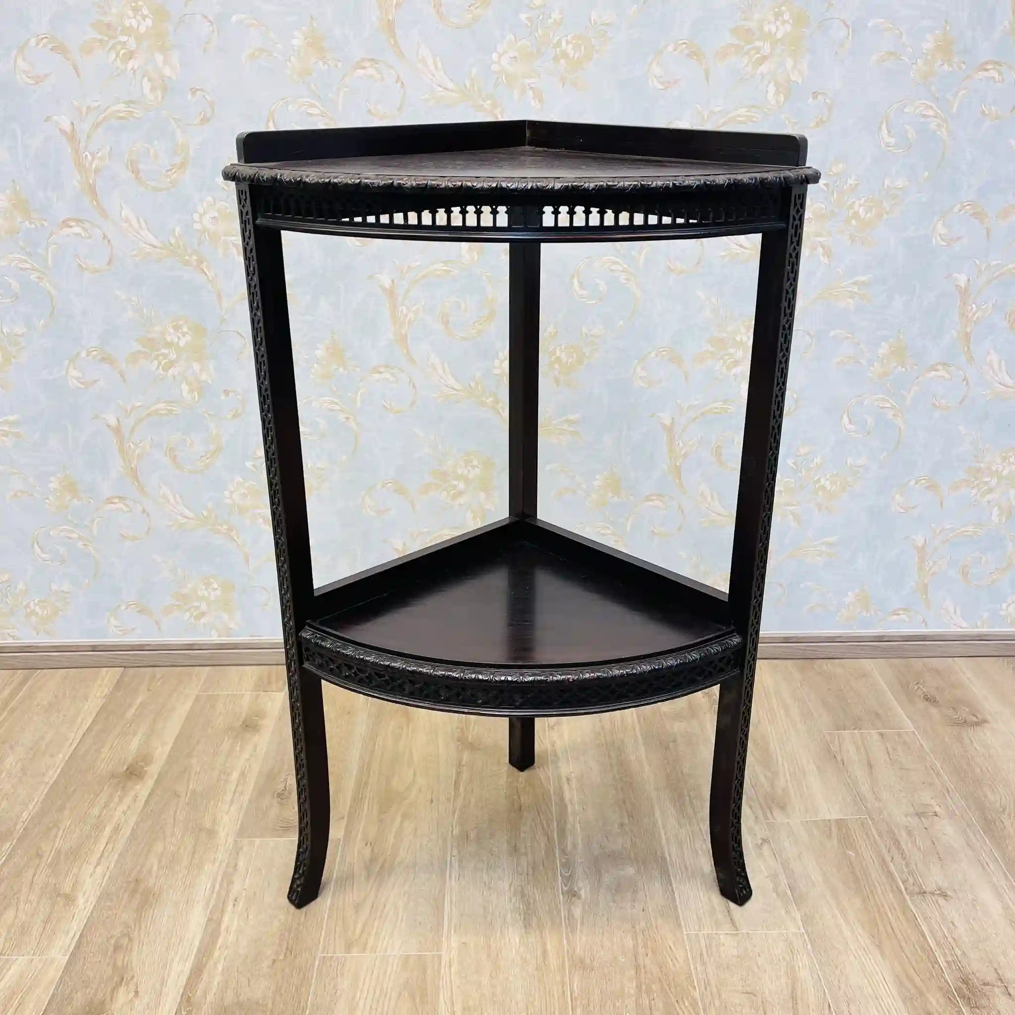 【リユース】 コーナーラック / チッペンデール様式