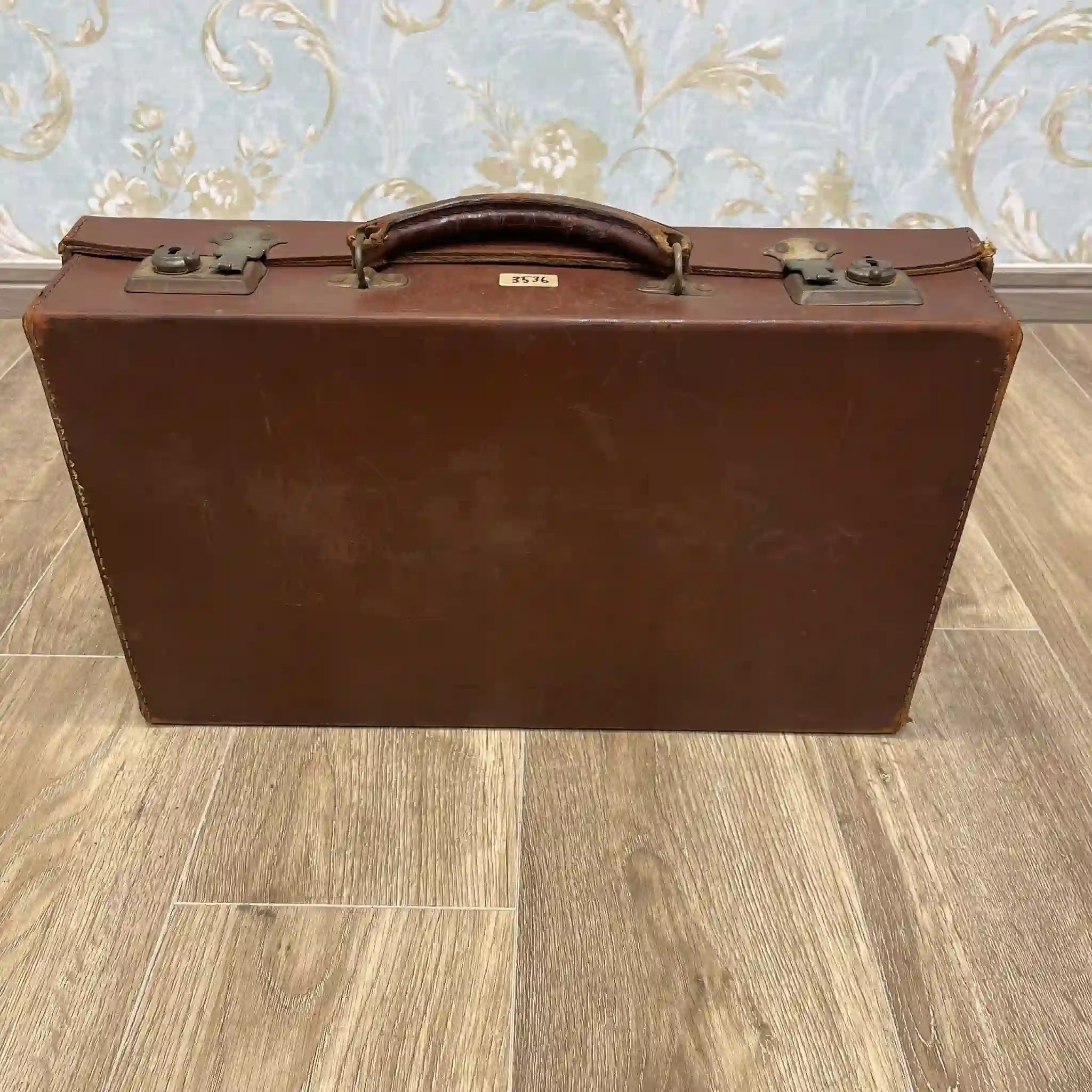 【アンティーク】 トランク(スーツケース) / 本革 / イギリス