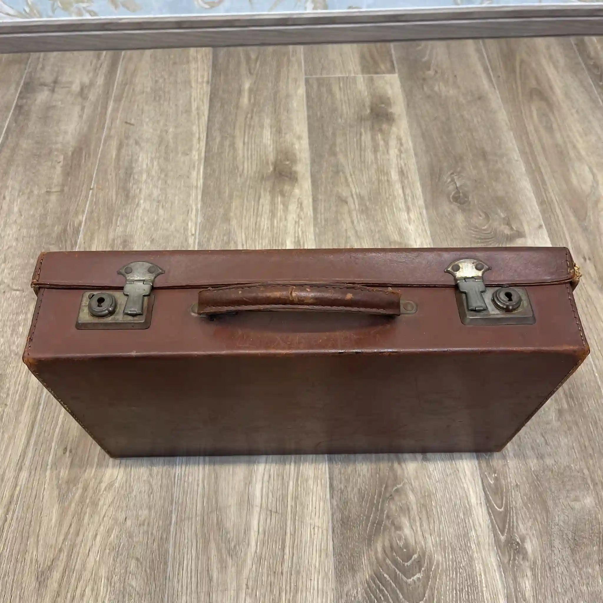 【アンティーク】 トランク(スーツケース) / 本革 / イギリス