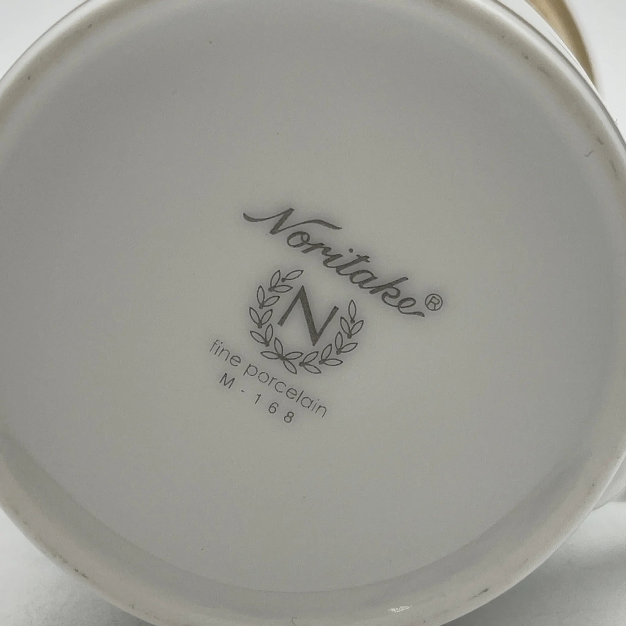 【再利用】马克杯/ Noritake / 1980-2000s /瓷器/日本/金彩，唐草