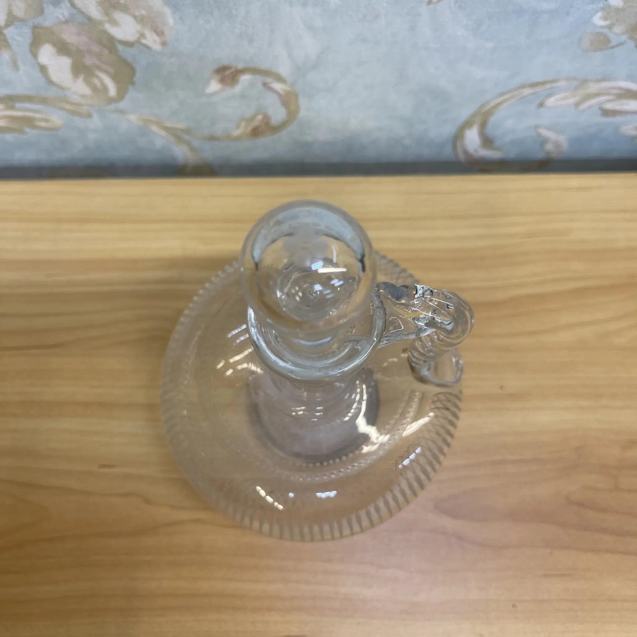 【アンティーク】 デキャンタ / 推定1900前後 / クリスタルガラス / ヨーロッパ / エッチング, ツイストハンドル