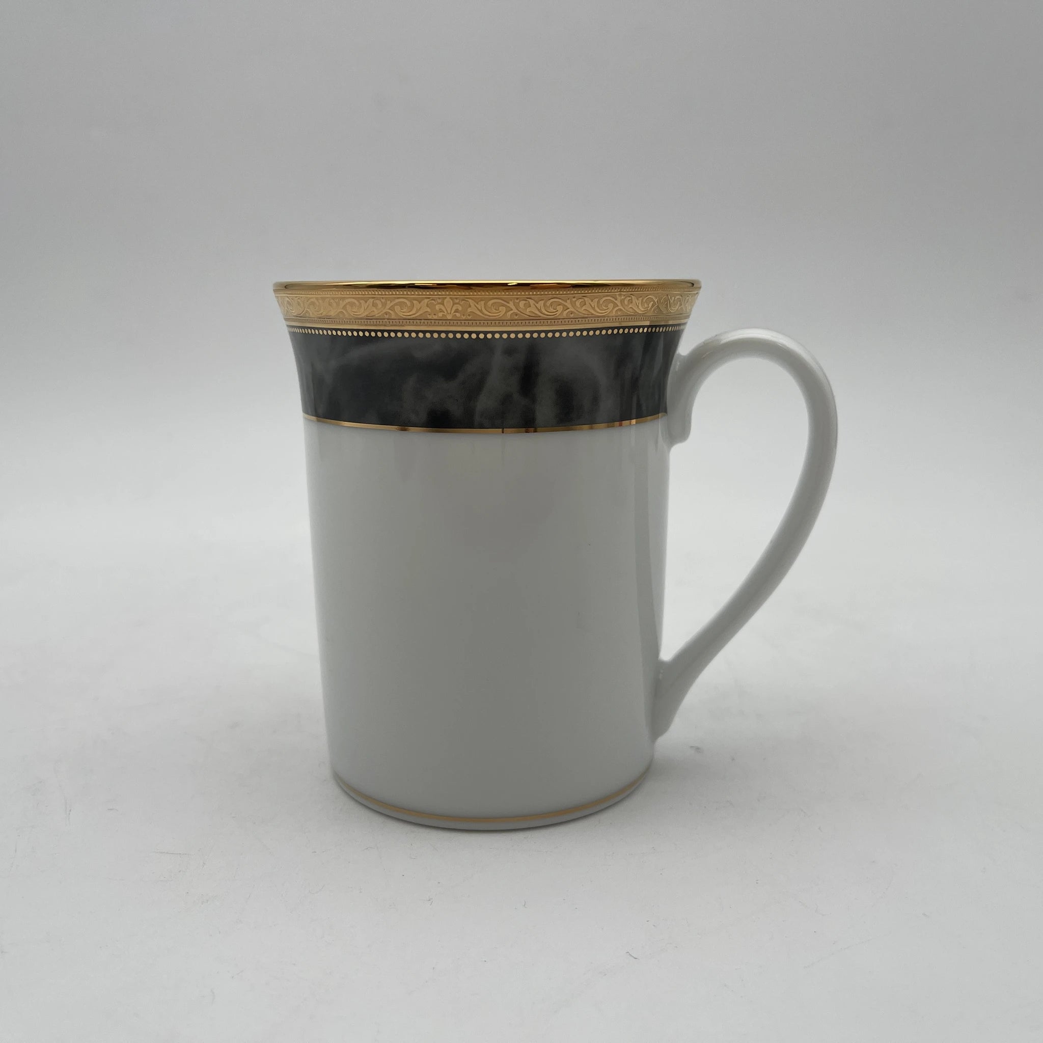 【再利用】马克杯/ Noritake / 1980-2000s /瓷器/日本/金彩，唐草