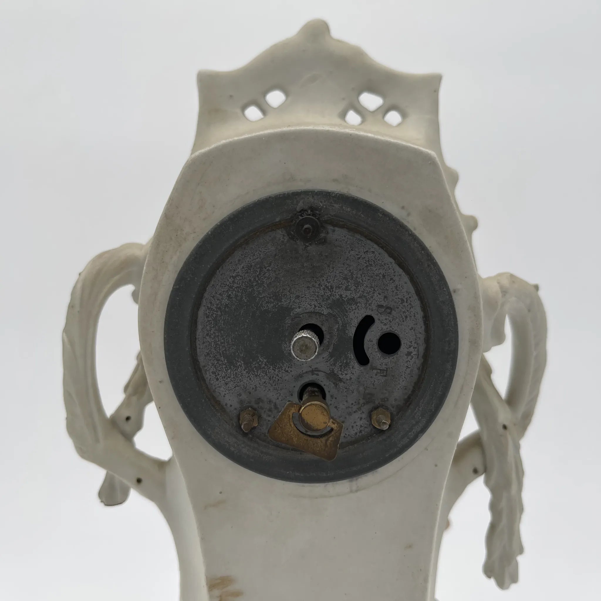 【アンティーク】 ポーセリンクロック / ネオ・ロココ（ルイ15世復古様式 / フランス / ハンドペイント・ポーセリン,ロカイユ・スクロール,エナメルダイアル