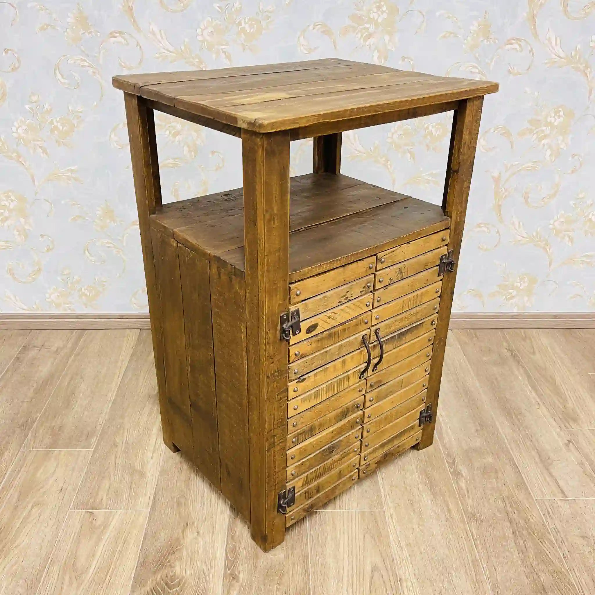 【リユース】 サイドキャビネット / リサイクルウッド