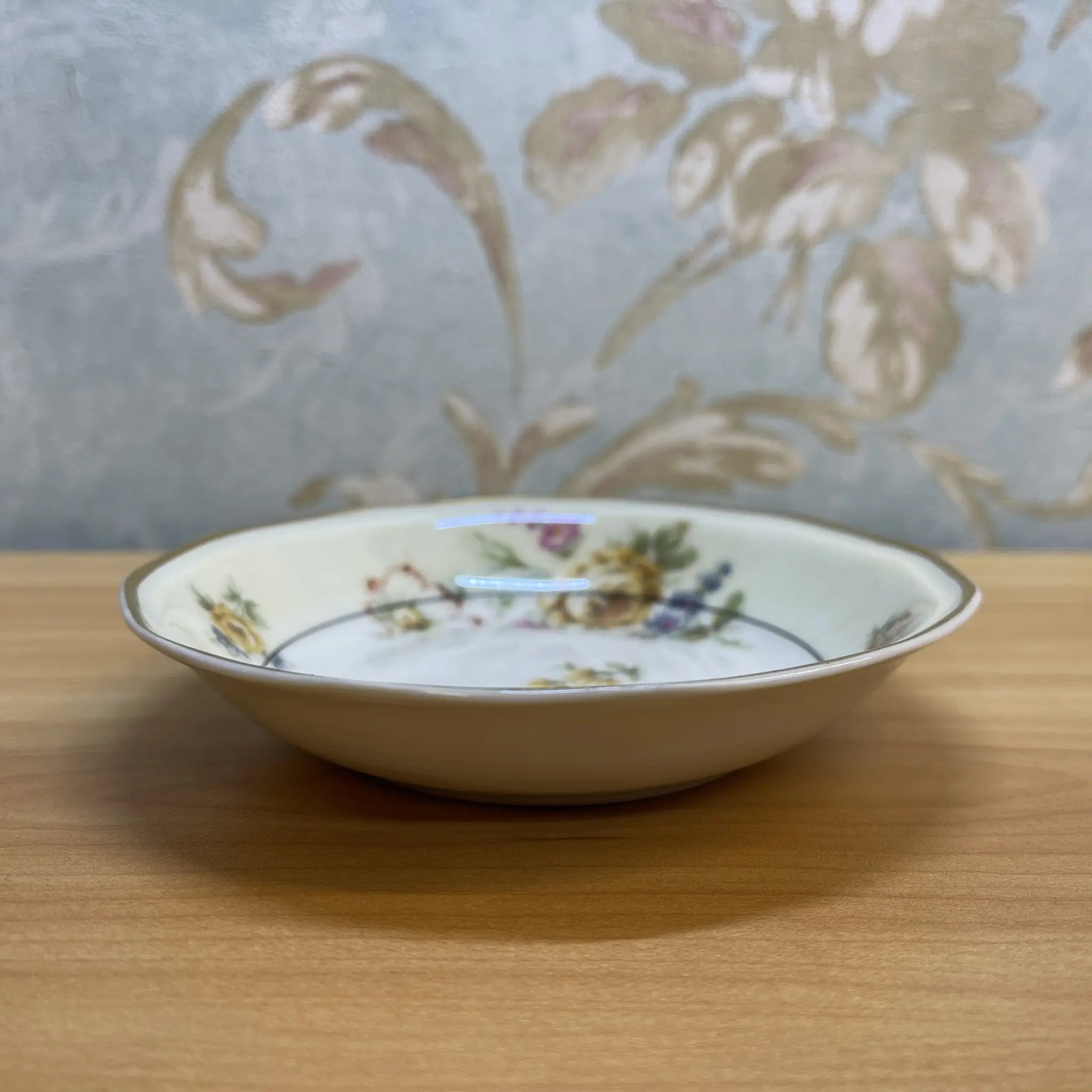 【アンティーク】 フルーツボウル (小鉢) / Theodore Haviland (セオドア・アビランド) / Nosegay / 推定20C前中期 / 磁器 / フランス / ブーケ, 金彩