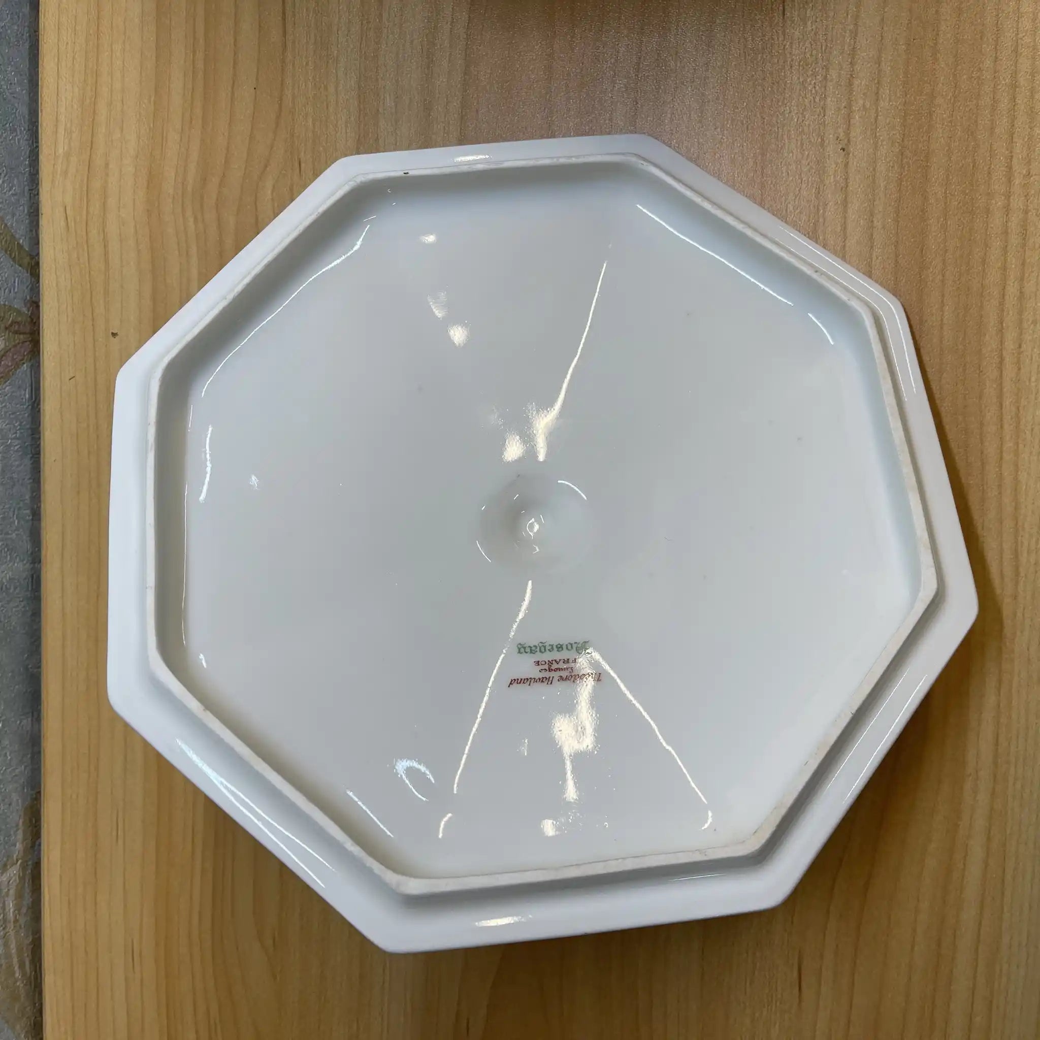 【アンティーク】 蓋付きベジタブルディッシュ (チュリーン) / Theodore Haviland (セオドア・アビランド) / Nosegay / 推定20C前中期 / 磁器 / フランス / ブーケ, 金彩, 八角形