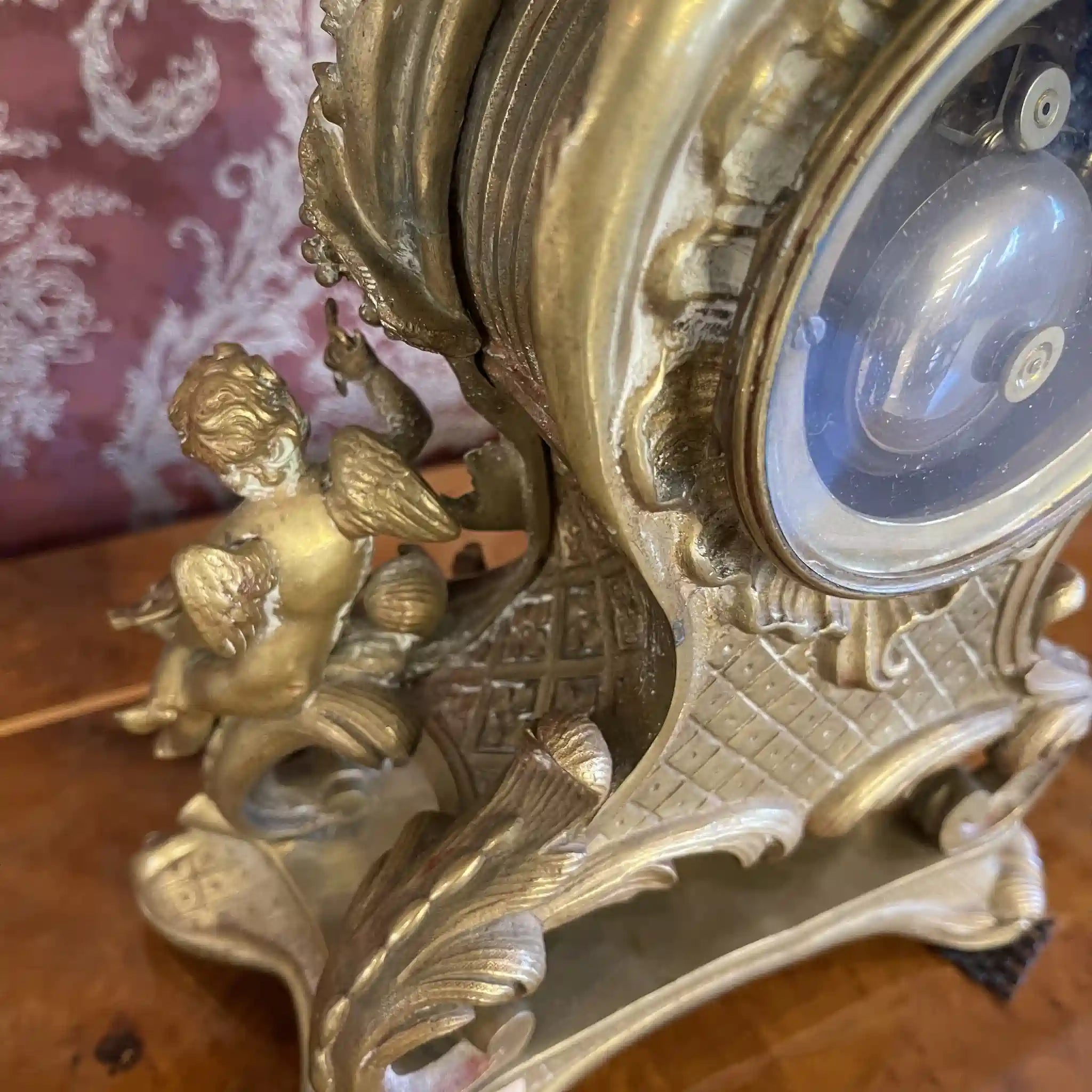 【アンティーク】 テーブルマントルクロック / ロココ様式 / 19世紀後期（推定） / 真鍮 / フランス / 振り子式ゼンマイ仕掛け