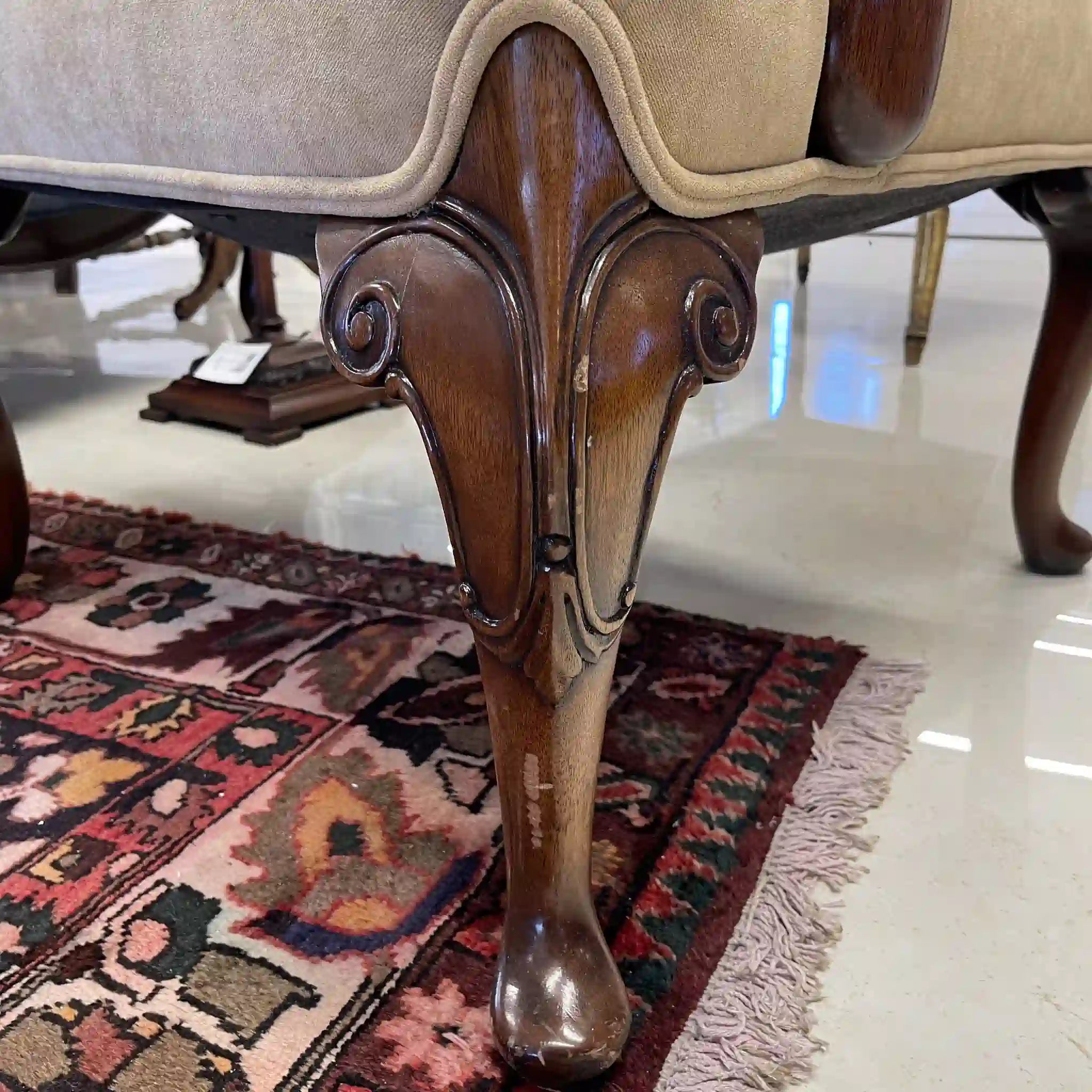 【アンティーク】 アームチェア / ジョージアン様式 / 20世紀後半（推定） / ベロアビーチ材 / イギリス / イギリス直輸入