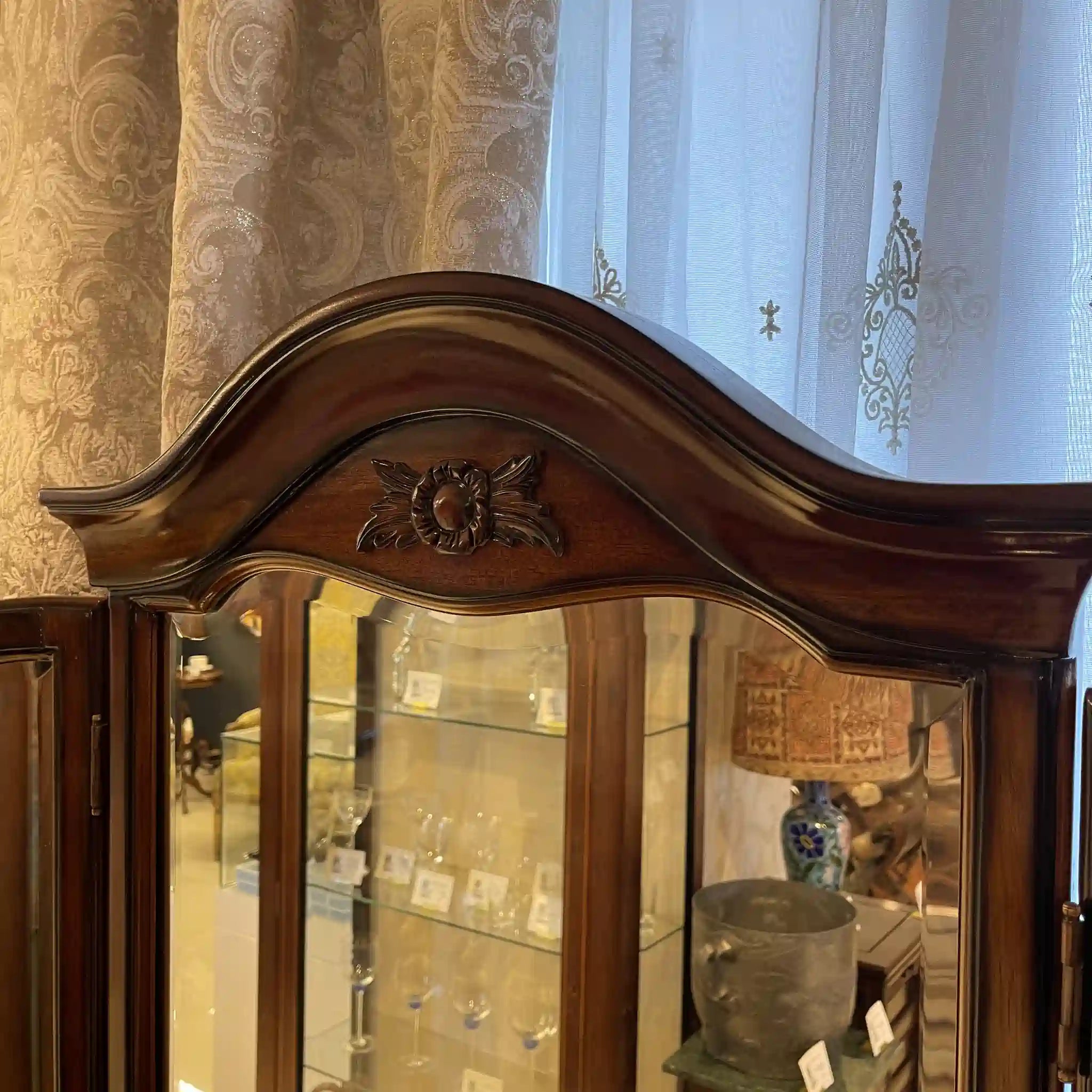 [古董] 仿古風格梳妝台套裝 /
 / 義大利 / 三面鏡（附椅子）