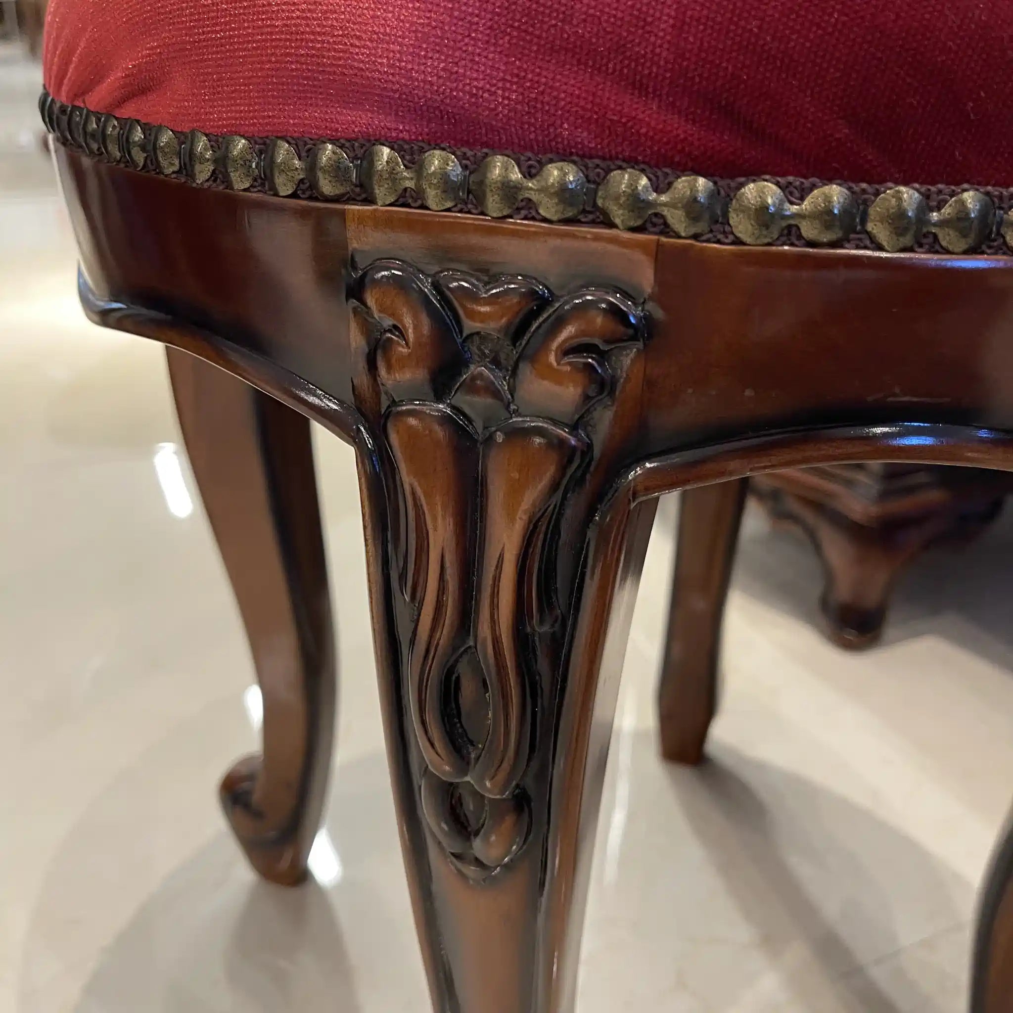 [古董] 仿古風格梳妝台套裝 /
 / 義大利 / 三面鏡（附椅子）