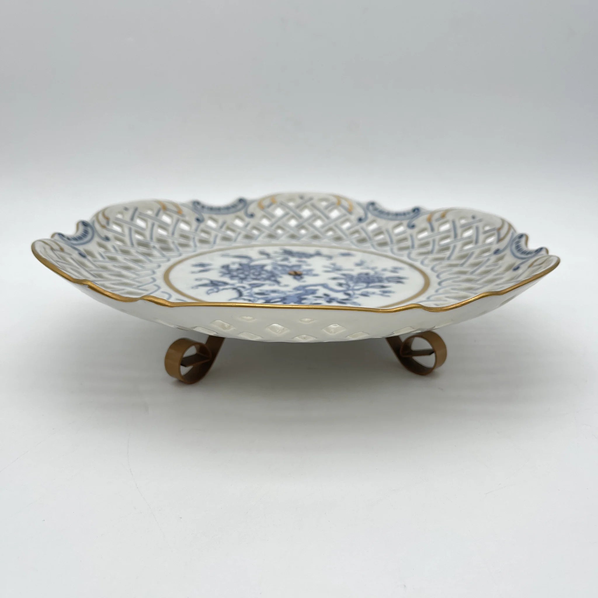 瀬栄陶器 / コンポート / 推定1960-70s / Fine China / 日本 / 金属スタンド付, ラティスワーク, 牡丹文 / [ビンテージ]