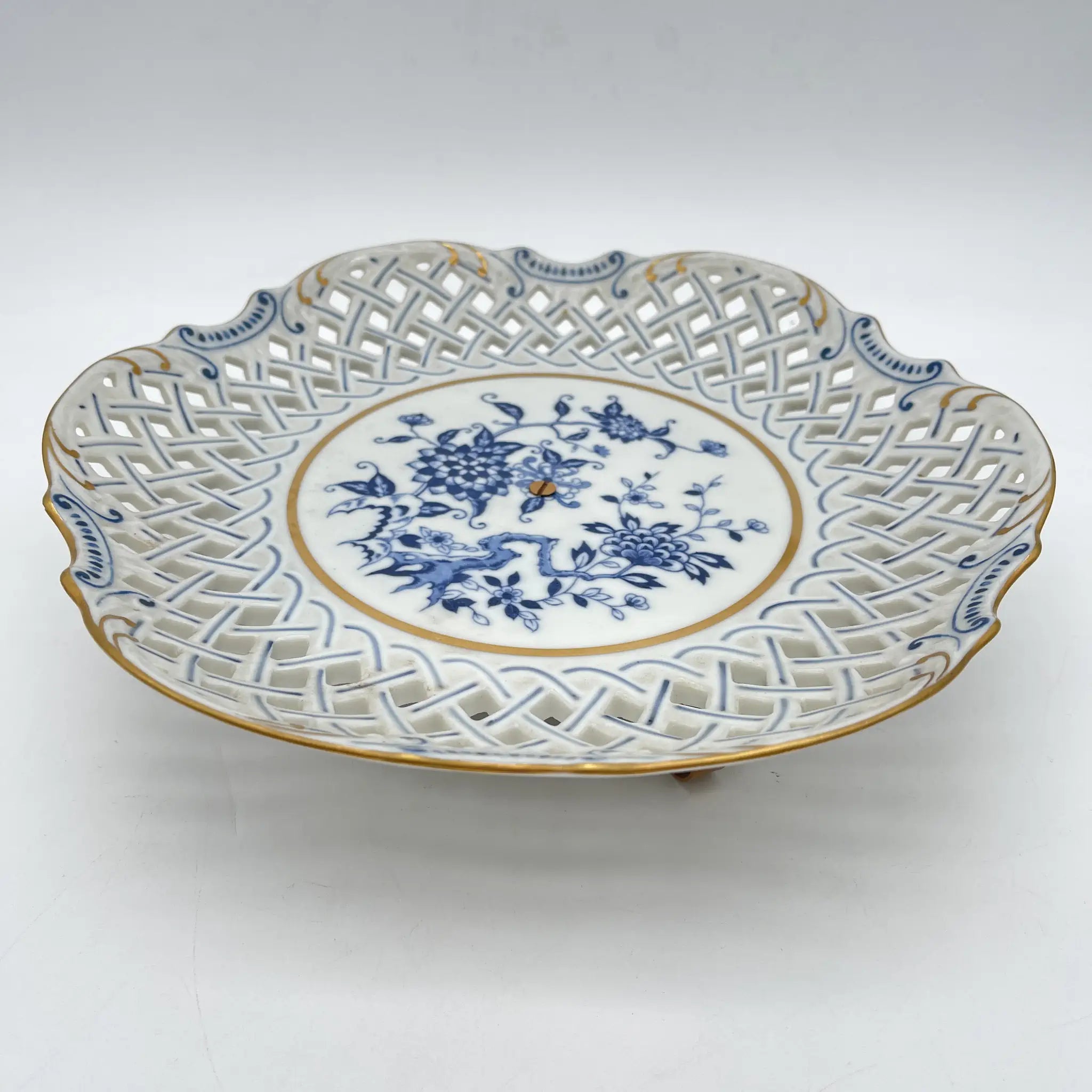 [Vintage] Compote / Seei Pottery / Estimated 1960-70s / Fine China / Japan / With metal stand, lattice work, peony pattern