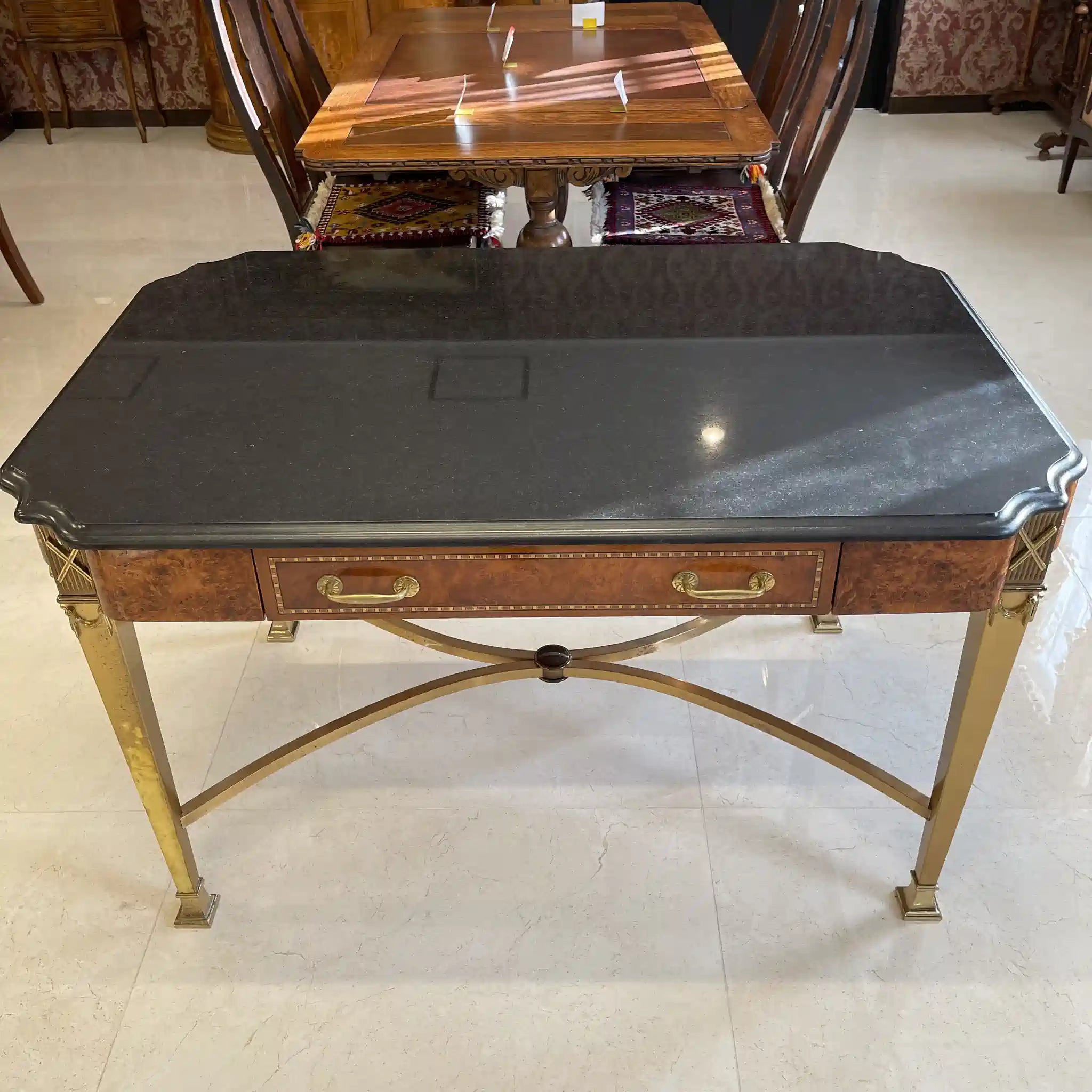 【アンティーク】 ダイニングテーブル /