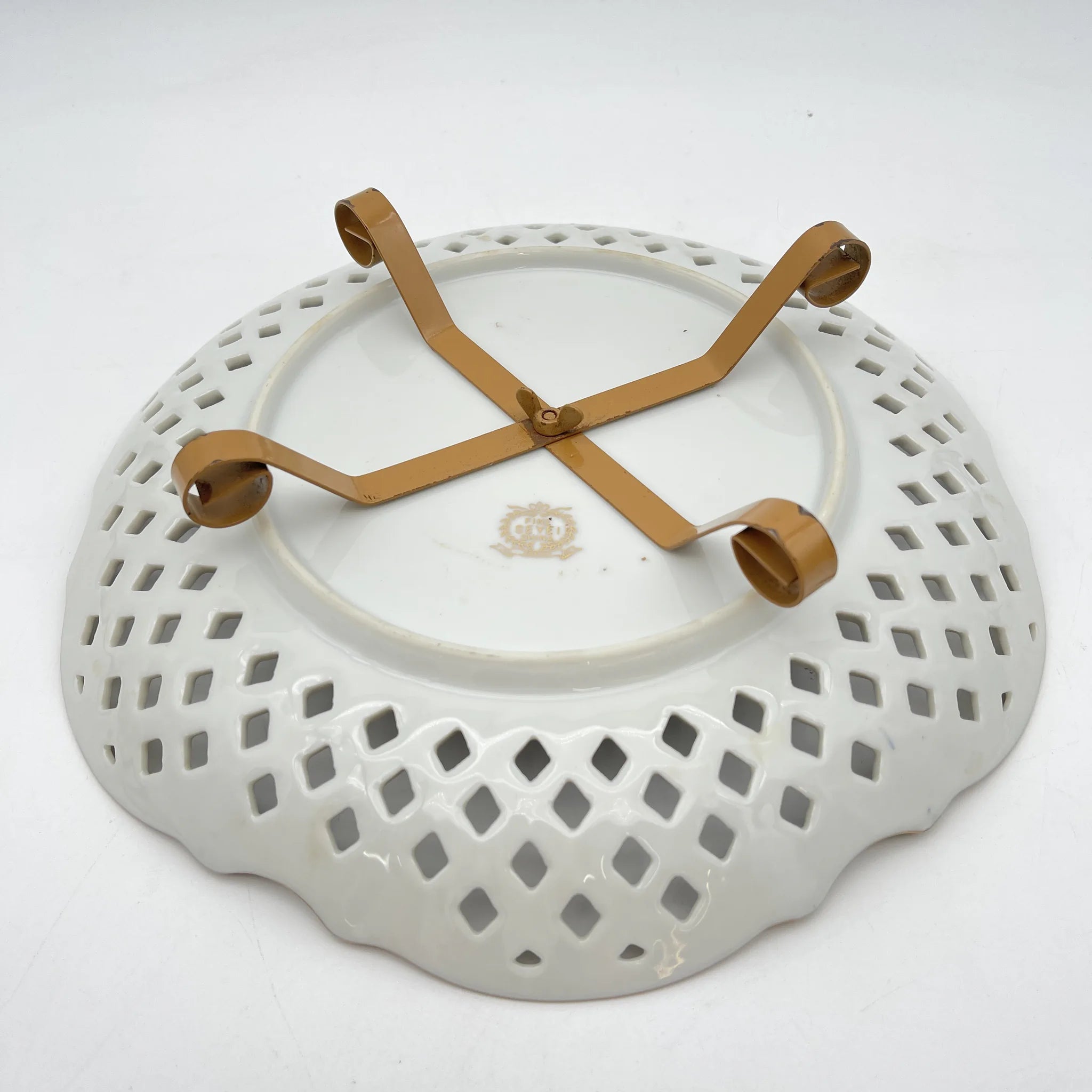 [Vintage] Compote / Seei Pottery / Estimated 1960-70s / Fine China / Japan / With metal stand, lattice work, peony pattern