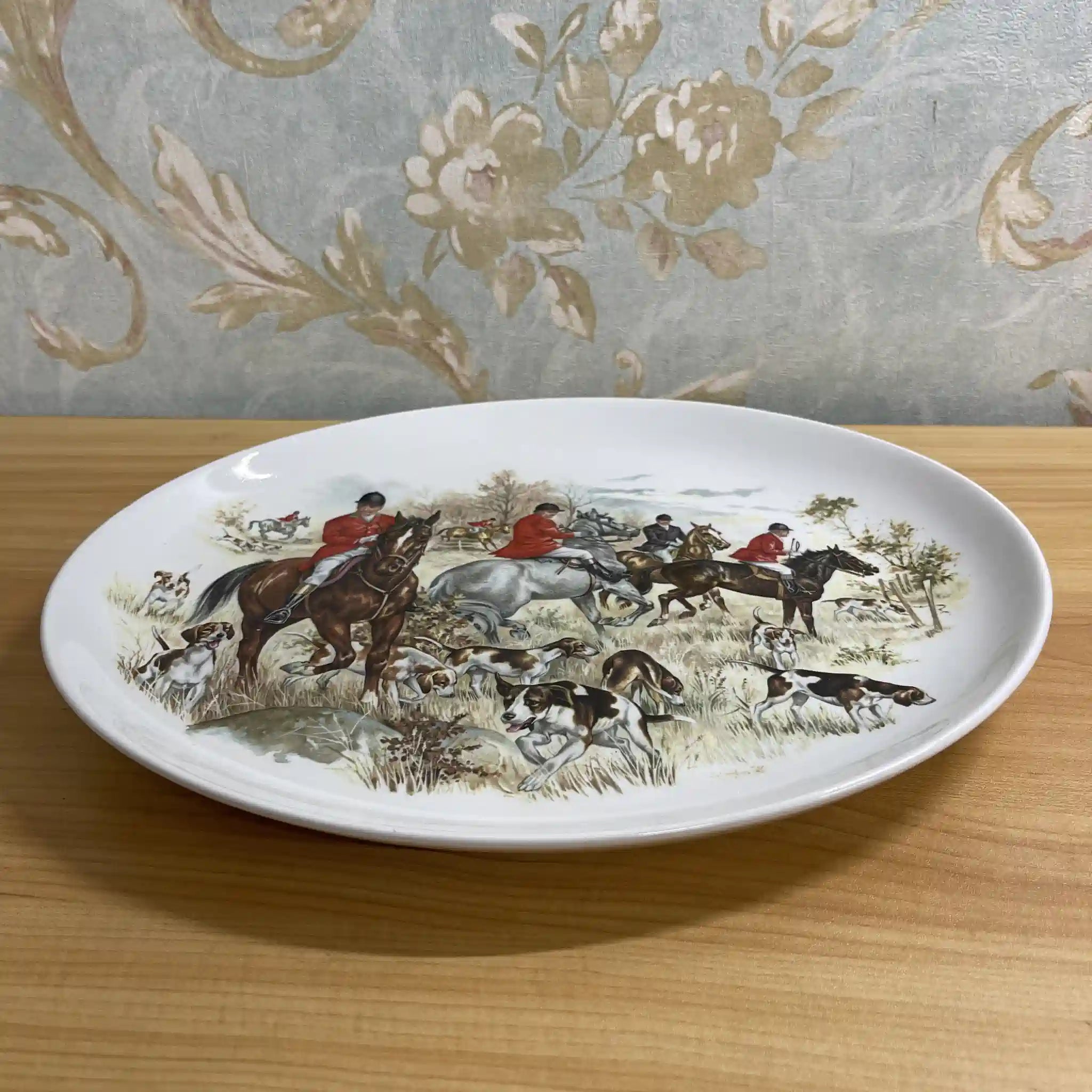 【ビンテージ】 オーバルプラター (大皿) / Barker Brothers / Royal Tudor Ware / 推定20C中期 / アイアンストーン / イギリス / 絵皿, 狩猟風景