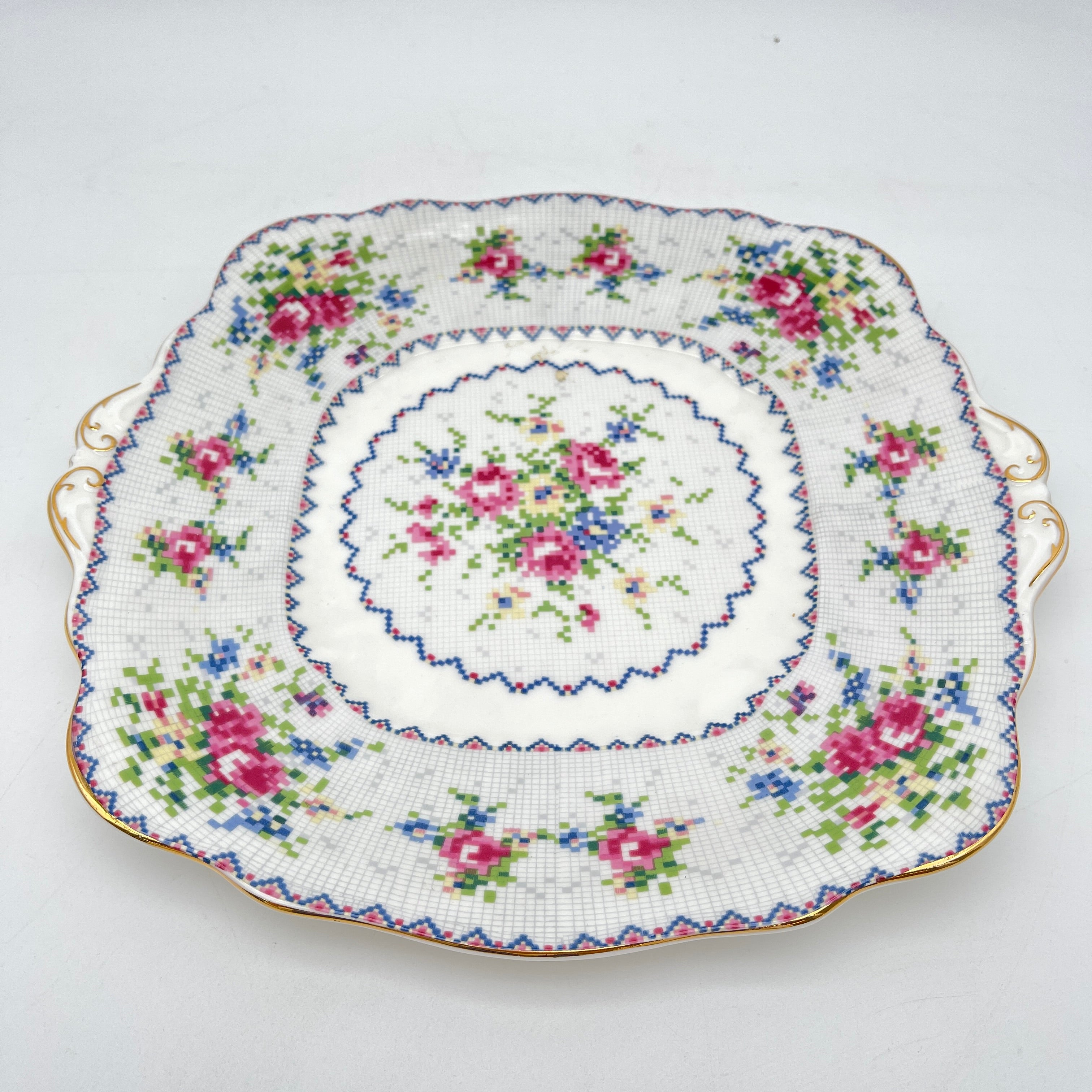 【复古】方形盘子/ Royal Albert / Petit Point /估计1930-70s / Bone China /英国/小波湾风