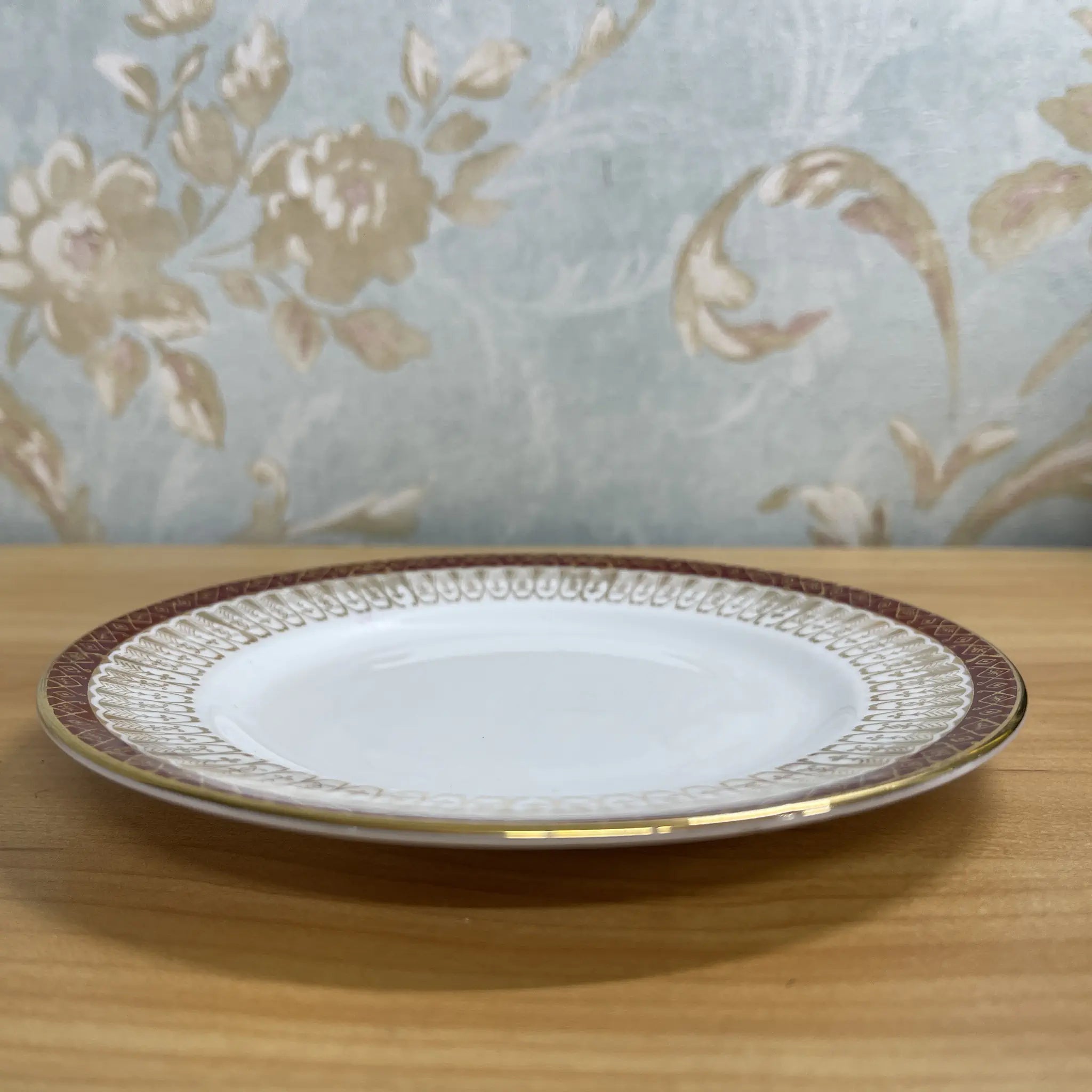 【复古】三重奏（c&s +甜点盘）2p / Royal Grafton / Majestic /估计20c中期/ Fine Bone China /英国/金彩
