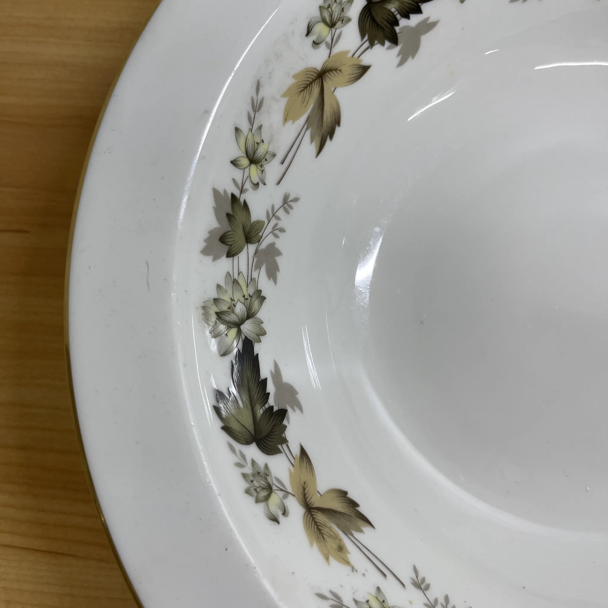【复古】汤曲林/ Royal Doulton / Larchmont /估计20c中后期/瓷器/英国/金彩