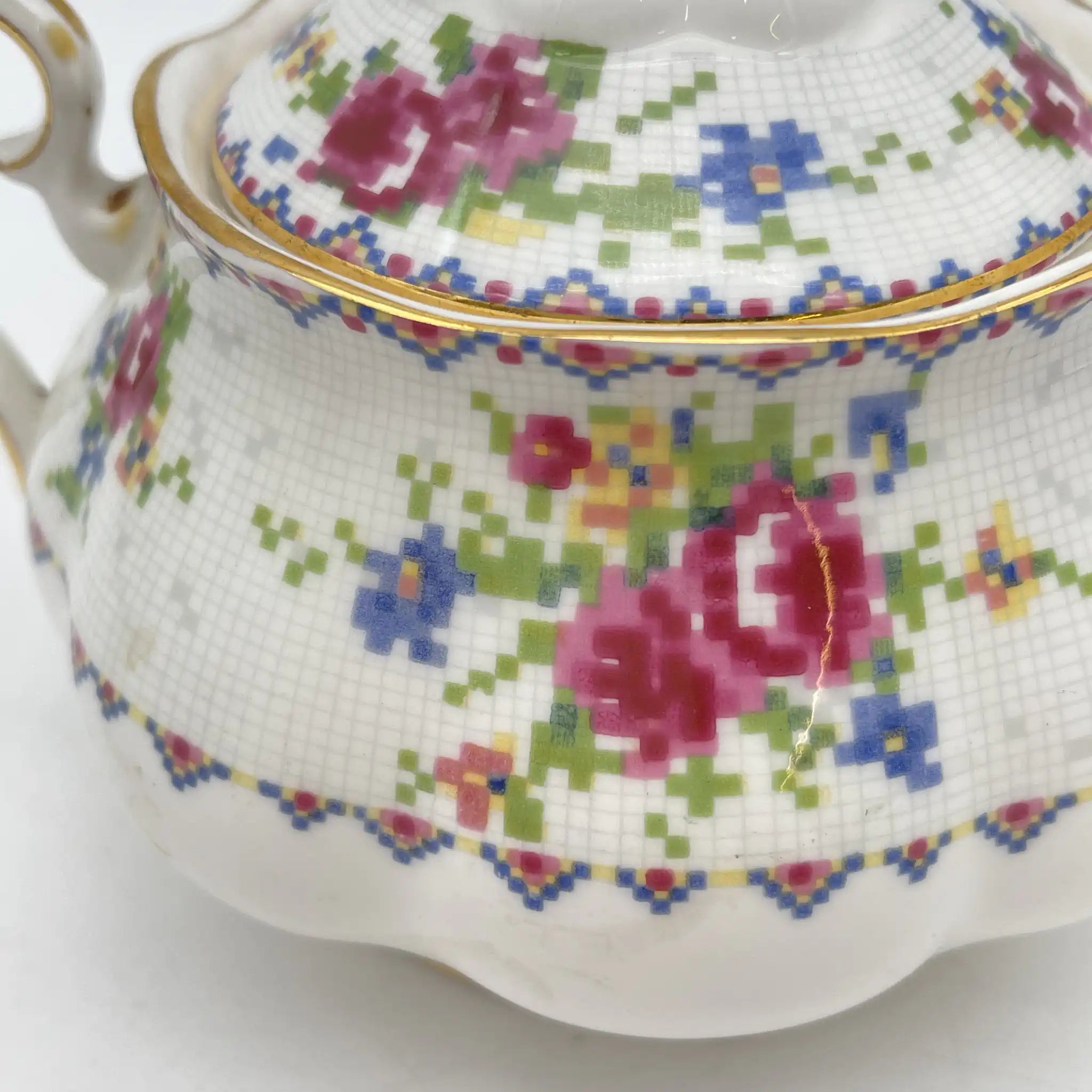 【复古】糖碗（糖罐）/ Royal Albert / Petit Point /估计1930-70s / Bone China /英国/小波湾风