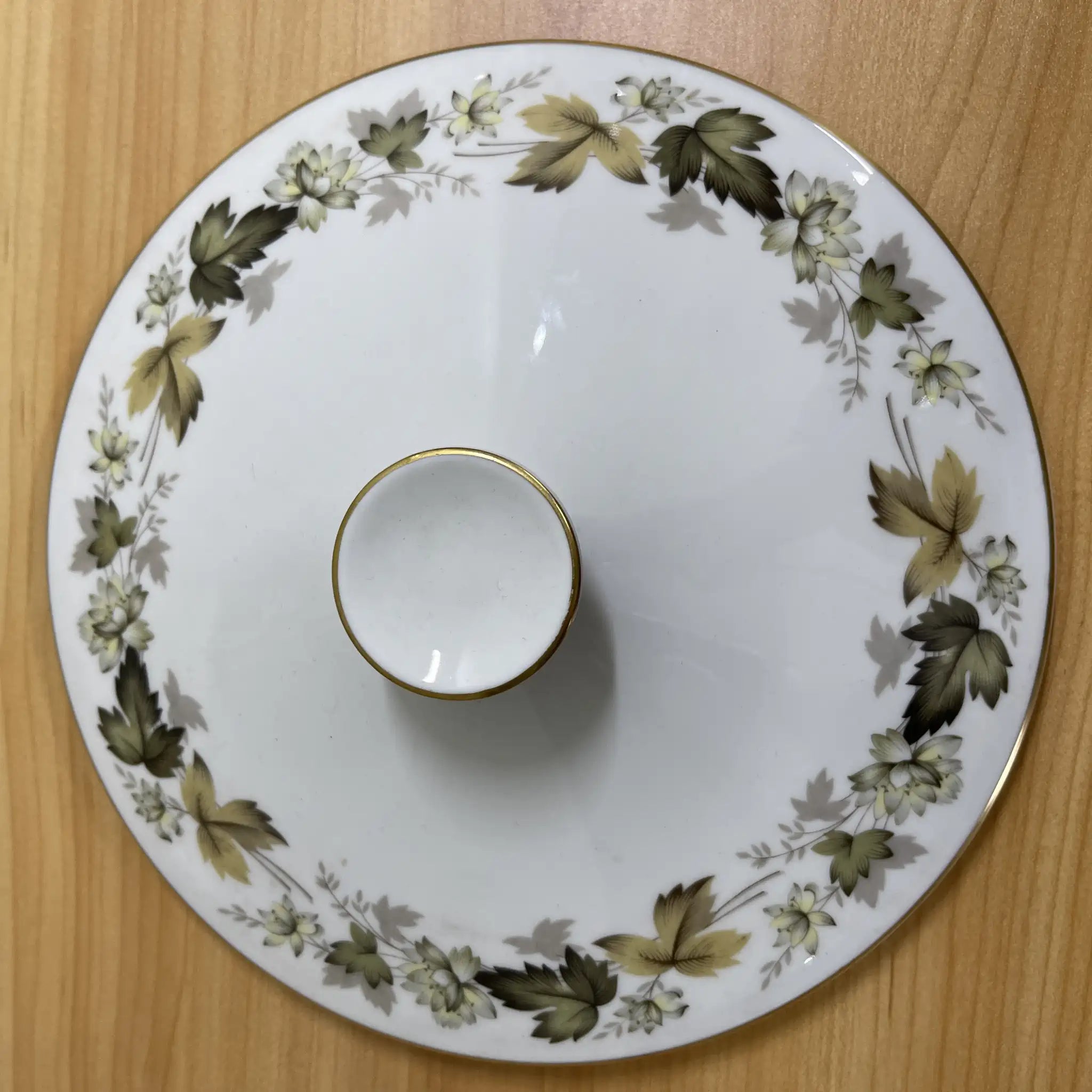 【复古】汤曲林/ Royal Doulton / Larchmont /估计20c中后期/瓷器/英国/金彩