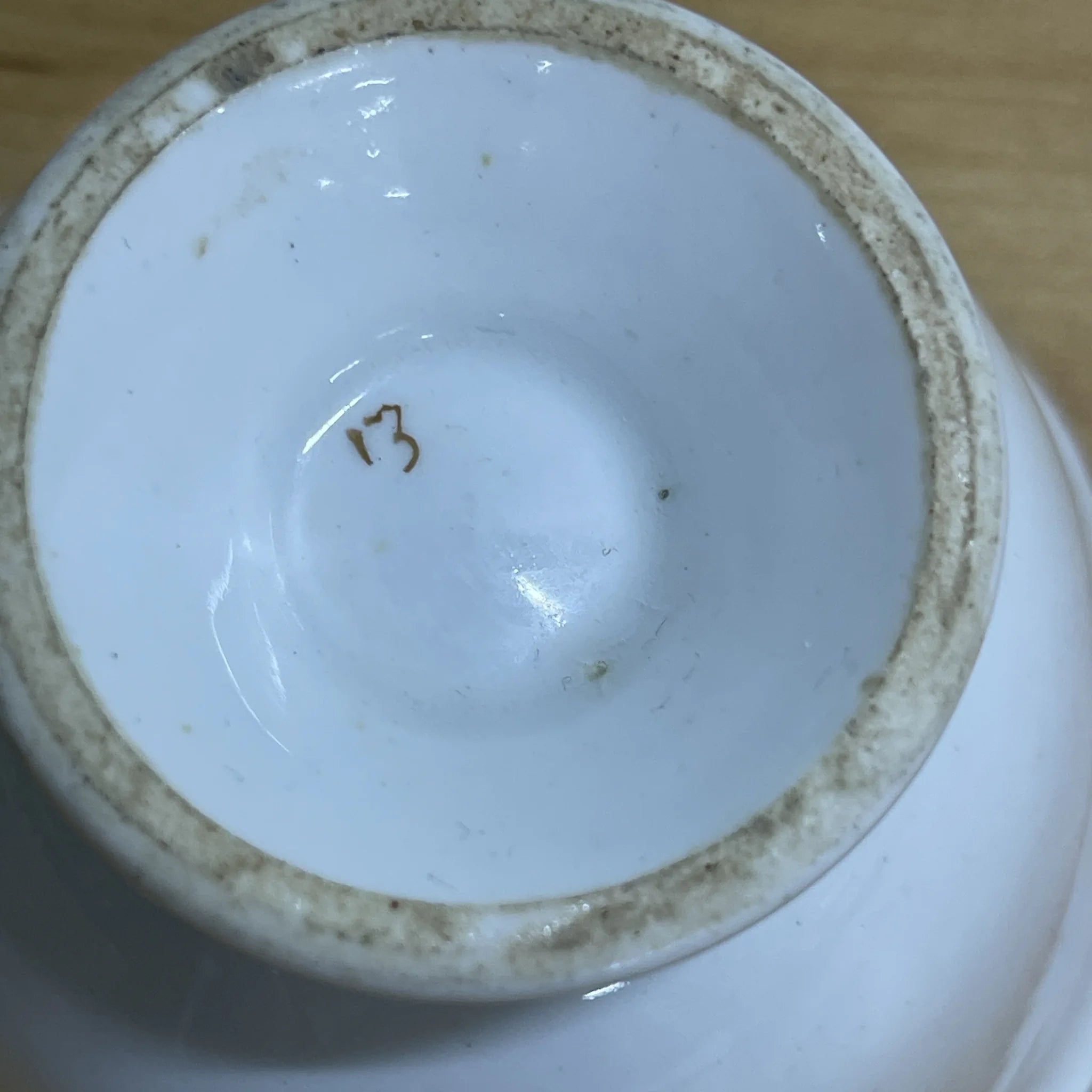 [Antique] Cup and saucer 2P / Estimated late 19C / Ceramic / Gold-colored
