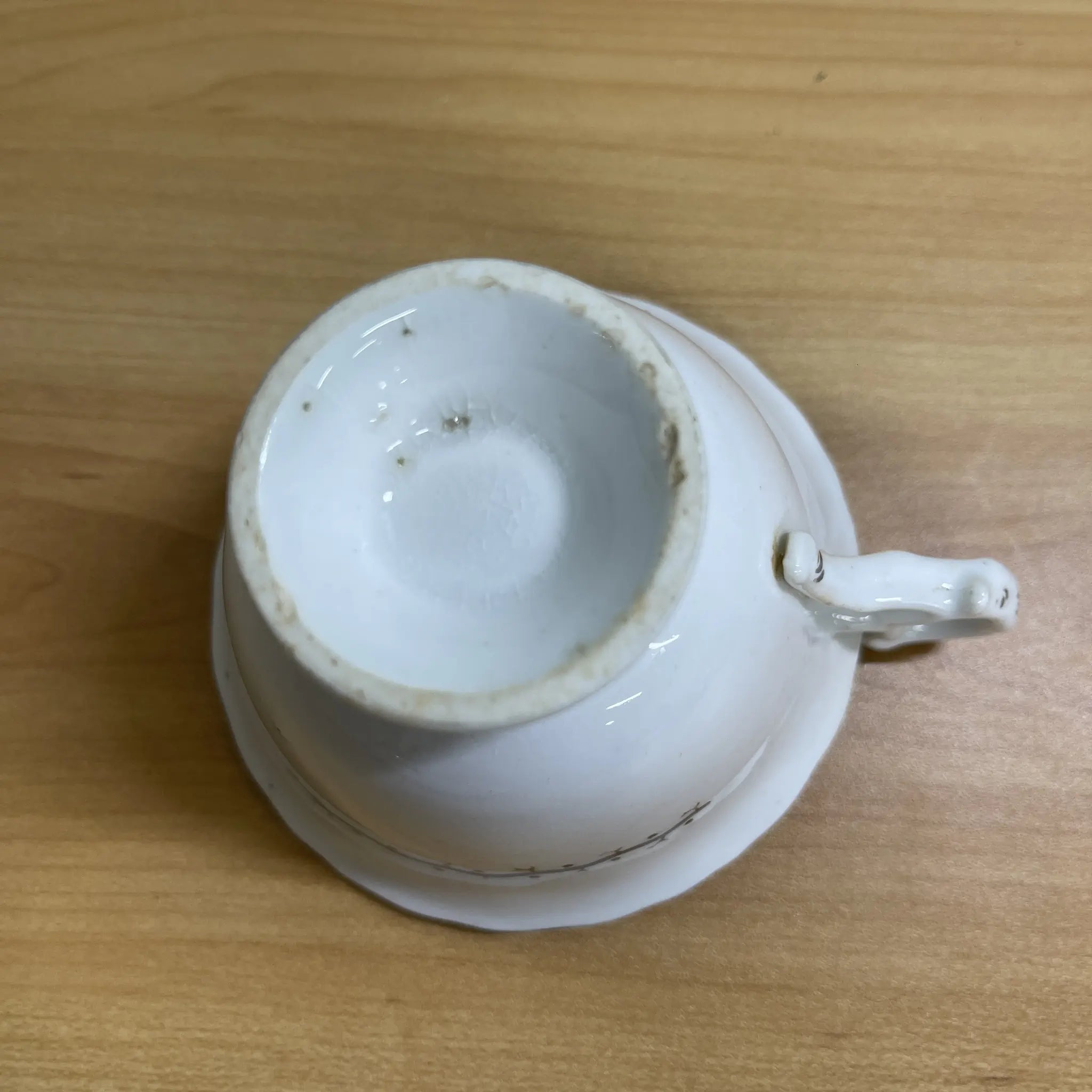 [Antique] Cup & saucer + cup / Estimated late 19C / Ceramic / Gold-colored