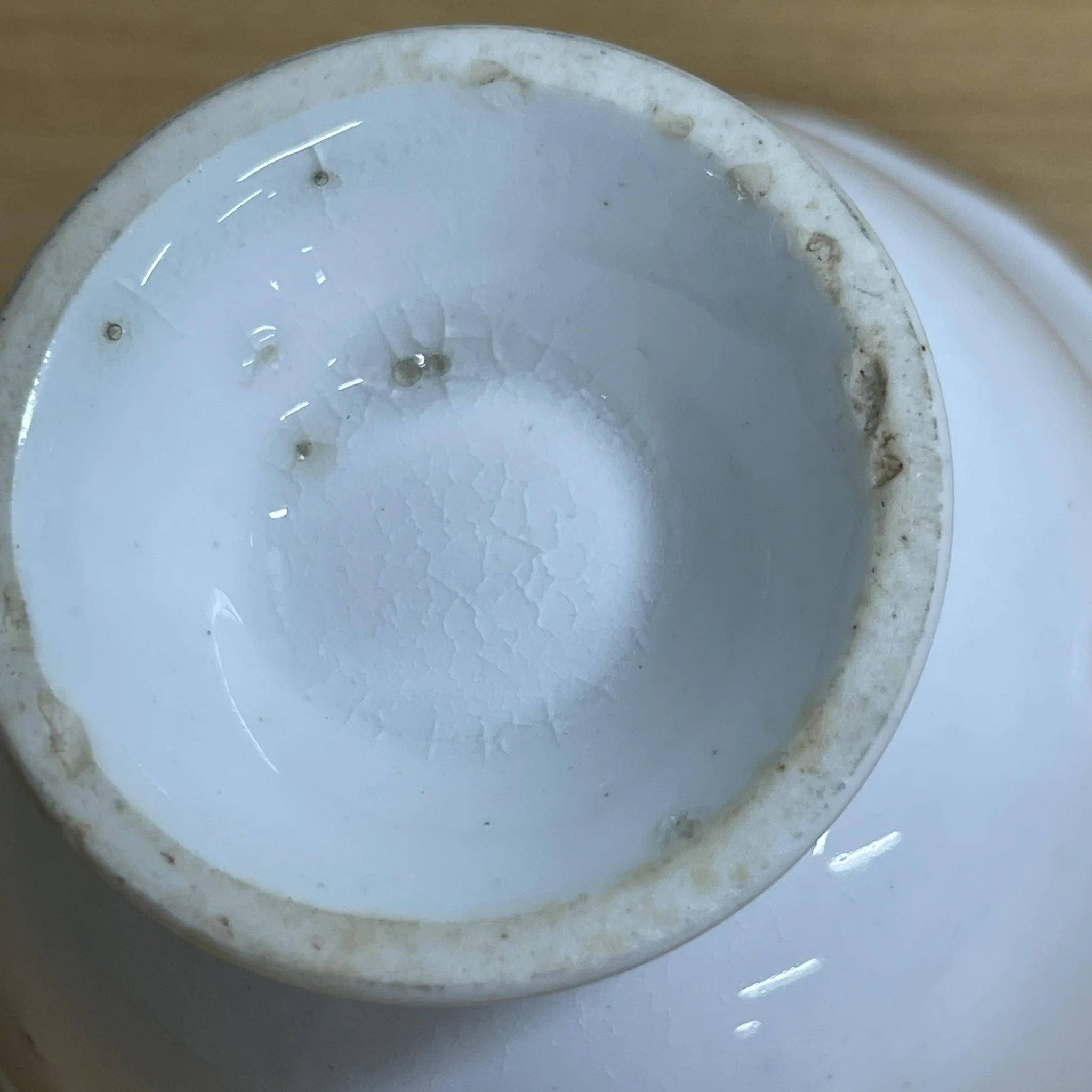 [Antique] Cup & saucer + cup / Estimated late 19C / Ceramic / Gold-colored