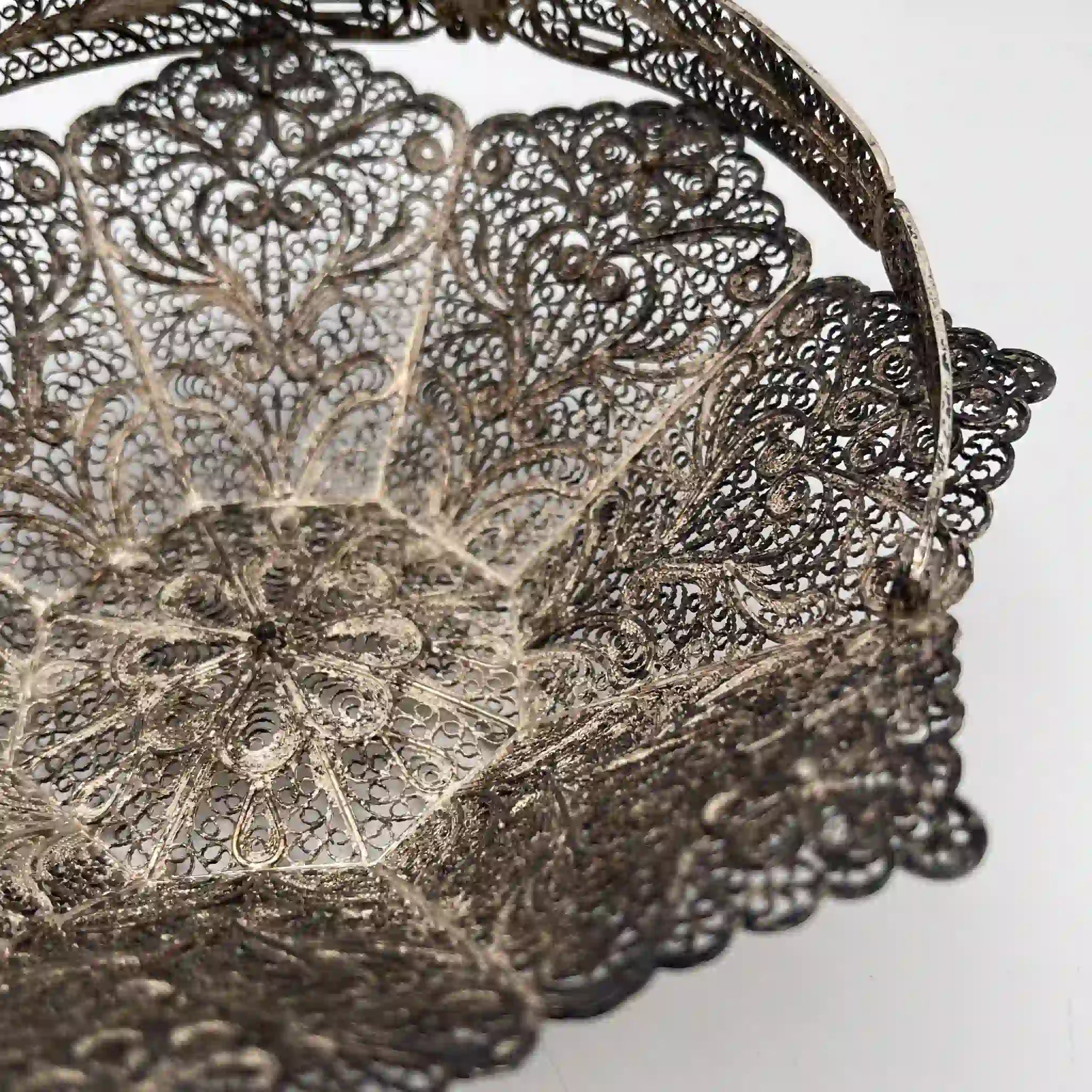 [Antique] Filigree basket / Estimated early 20C / Silver / Italy / Filigree (silver filigree)