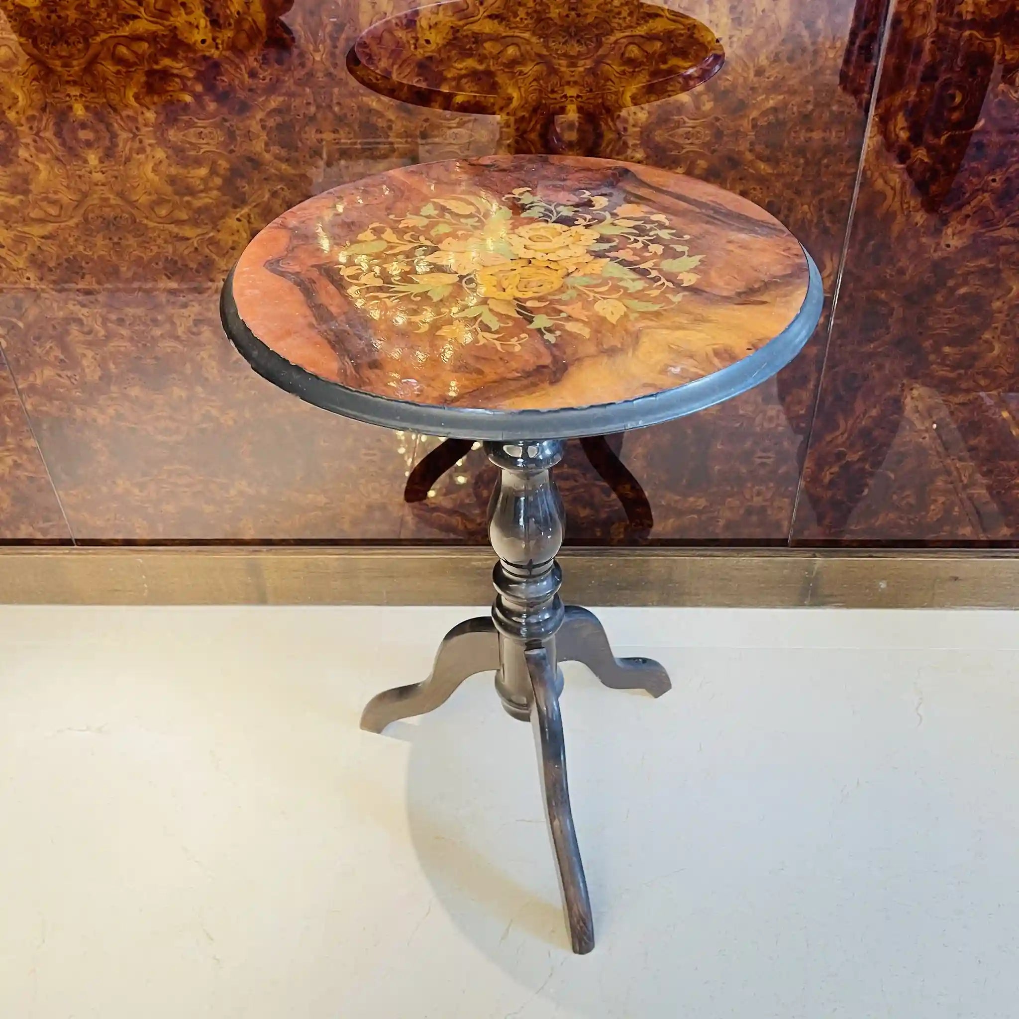 【ビンテージ】 サイドテーブル / バールウッド材 / イタリア / 象嵌(インレイ)