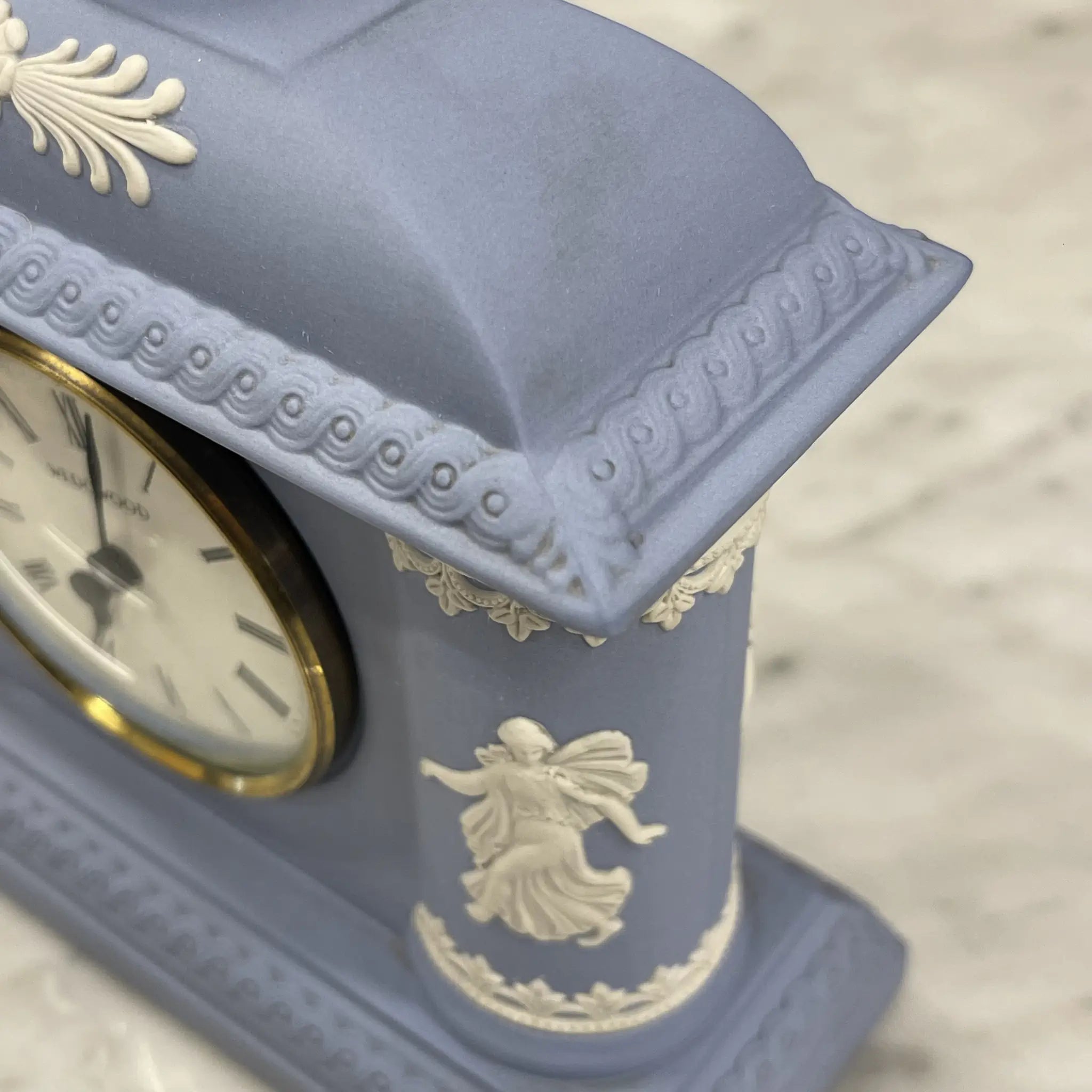 【アンティーク】 置き時計 / WEDGEWOOD(ウェッジウッド) / ジャスパーウェア / ストーンウェア / イギリス