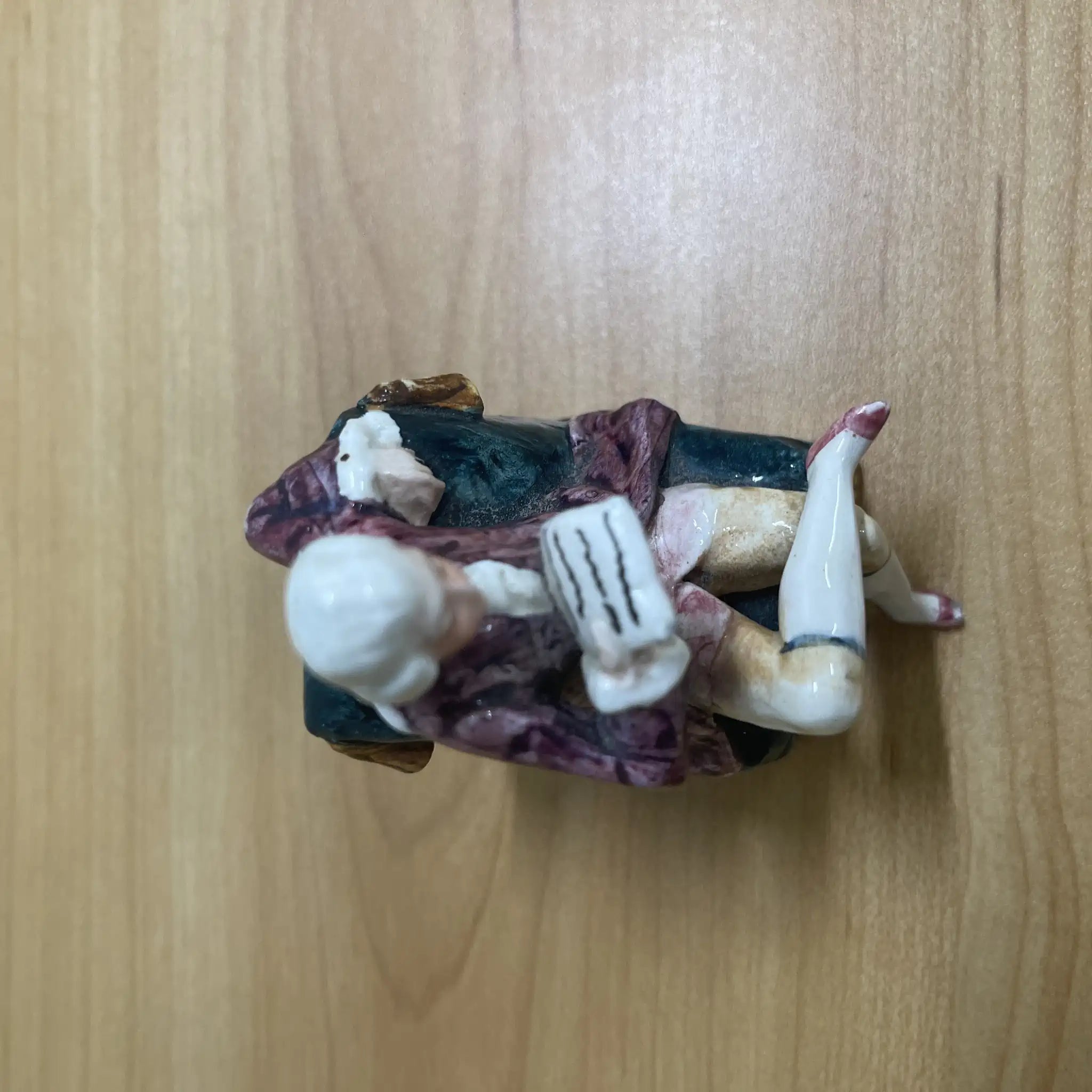 [Antique] Figurine (ceramic doll)