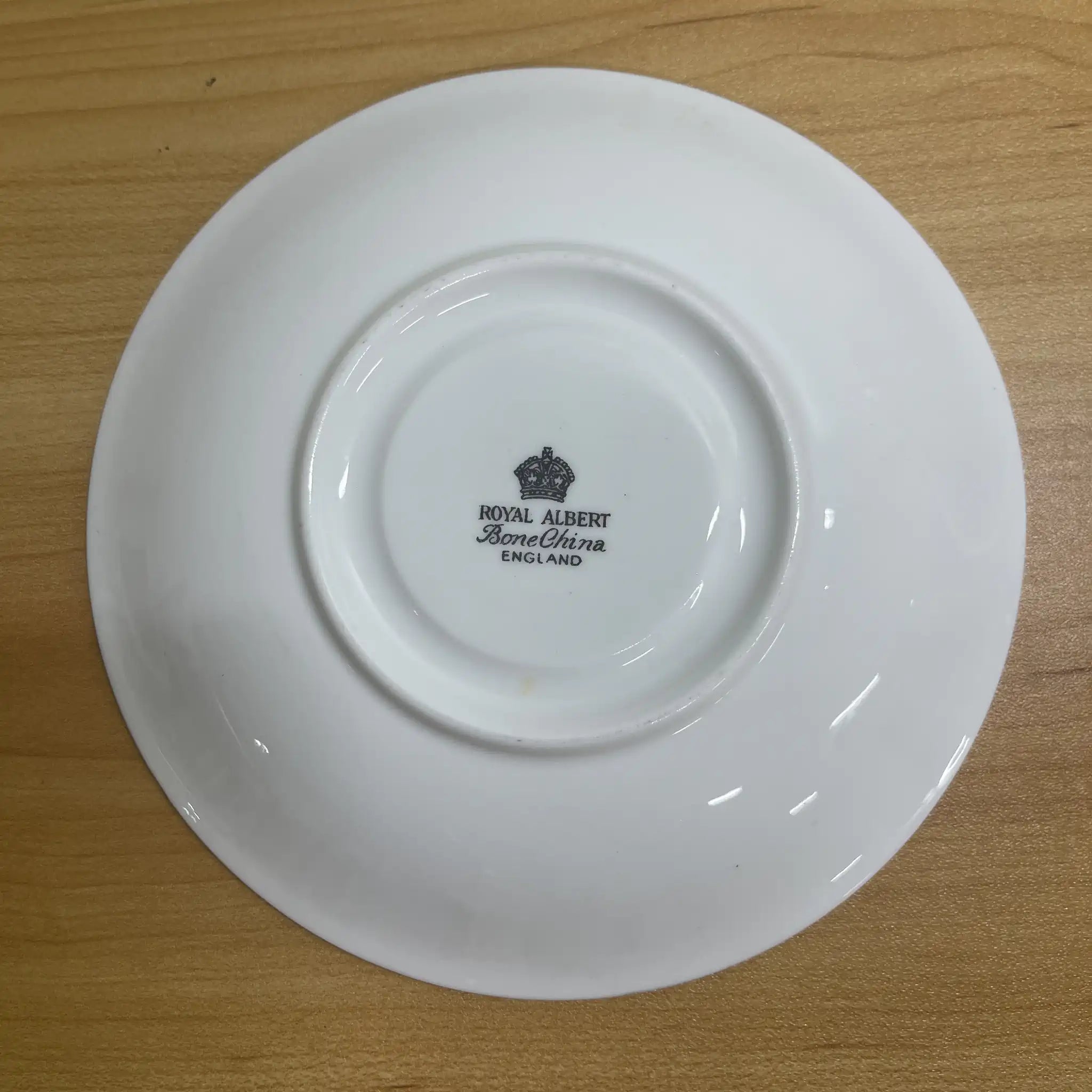 【复古】三重奏（c&s +甜点盘）2p / Royal Albert / Masquerade /估计20c中期/ Bone China /英国/黑玫瑰