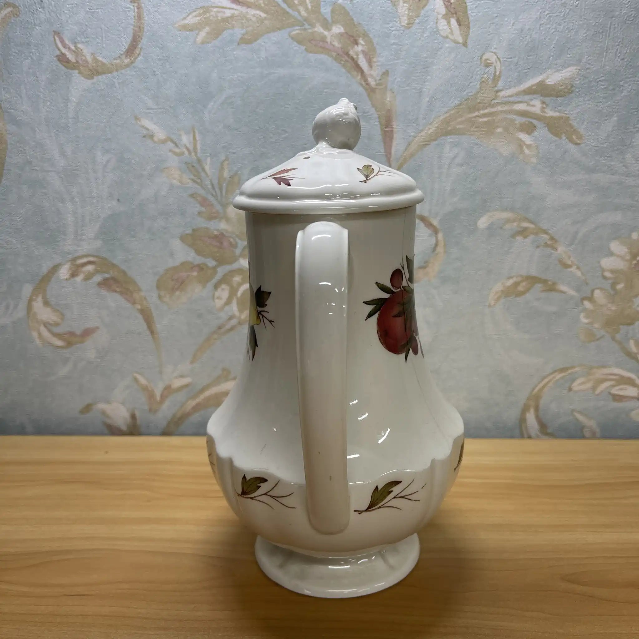 【ビンテージ】 コーヒーポット / Wedgewood (ウェッジウッド) / Drury Lane / 推定20C中期 / 陶器 / イギリス