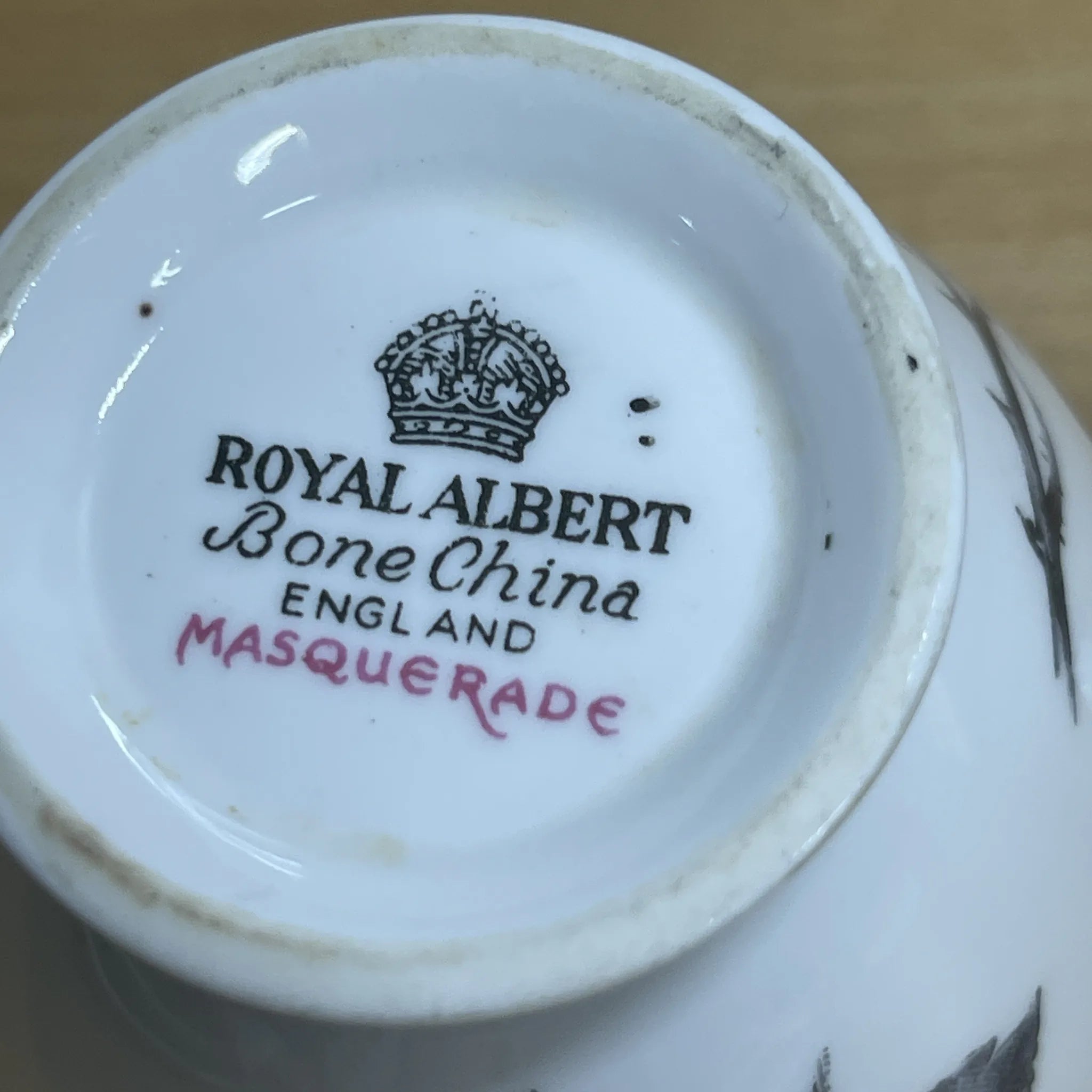 【复古】三重奏+甜点盘/ Royal Albert / Masquerade /估计20c中期/ Bone China /英国/黑玫瑰