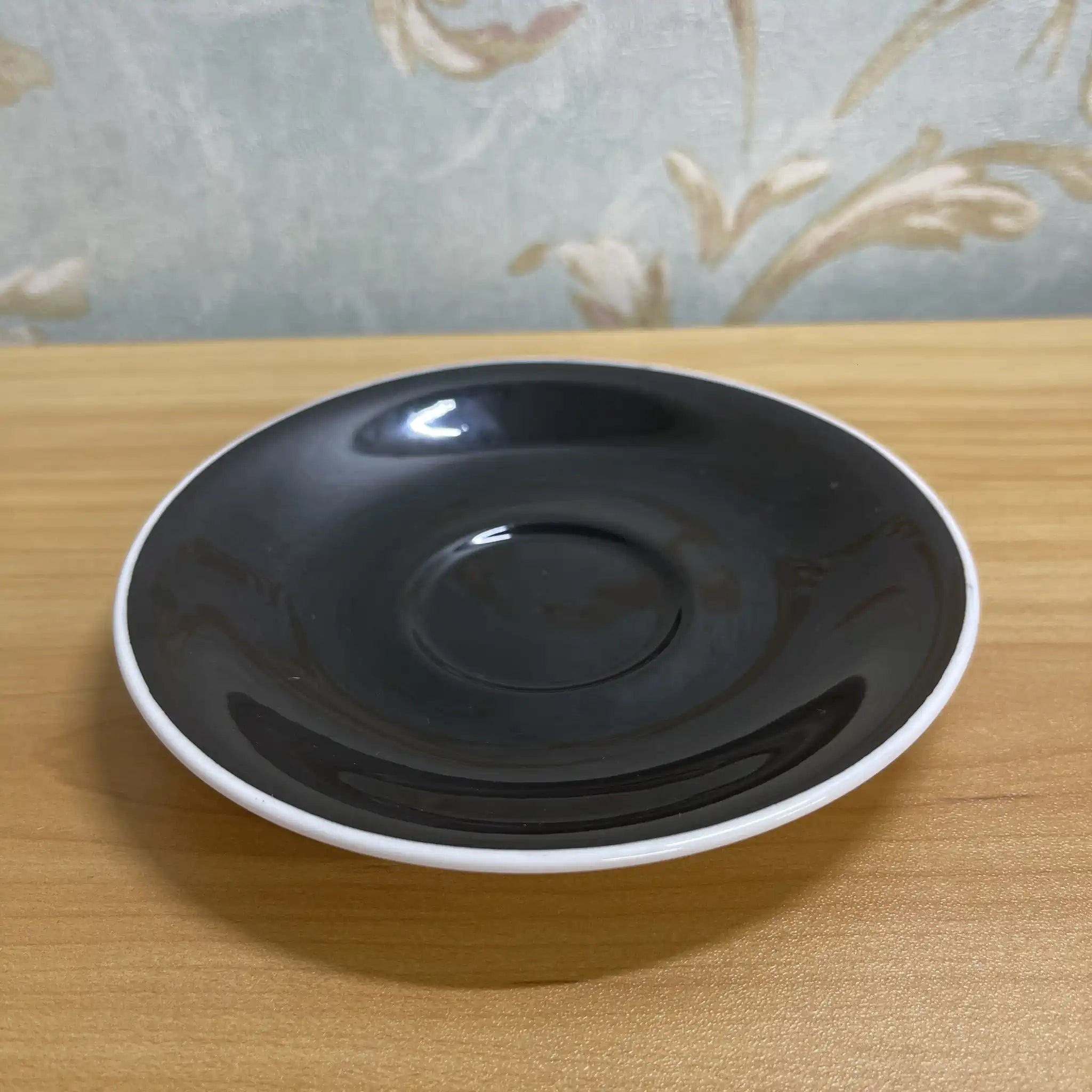 【复古】三重奏+甜点盘/ Royal Albert / Masquerade /估计20c中期/ Bone China /英国/黑玫瑰