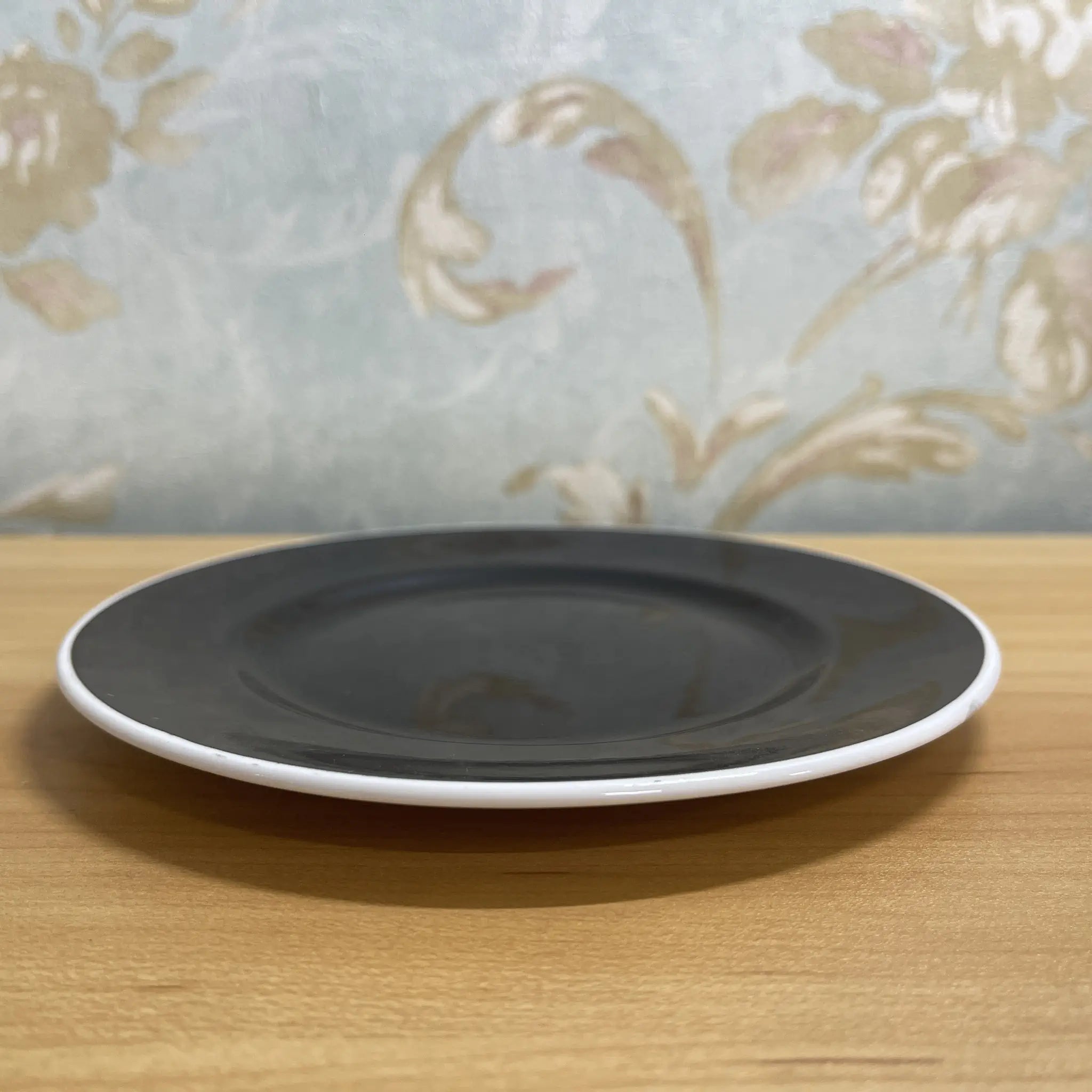 【复古】三重奏（c&s +甜点盘）2p / Royal Albert / Masquerade /估计20c中期/ Bone China /英国/黑玫瑰