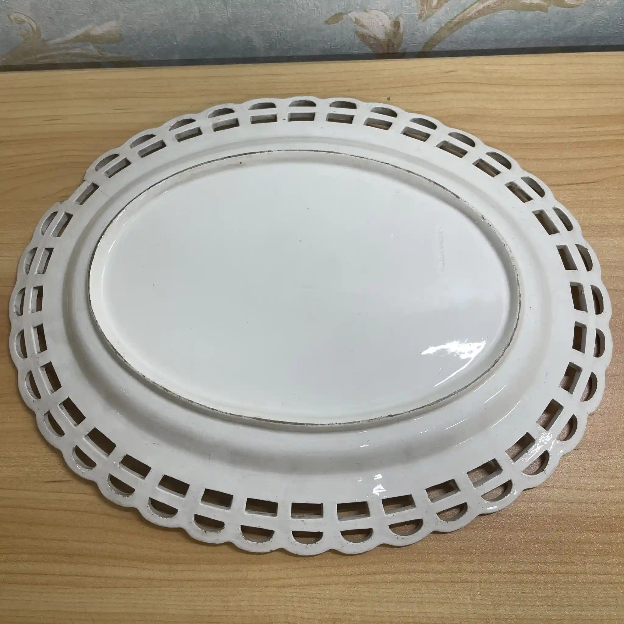 [Antique] Oval platter (large plate) / Vaudrevange / Estimated 19C / Pottery / Germany / Pierced rim