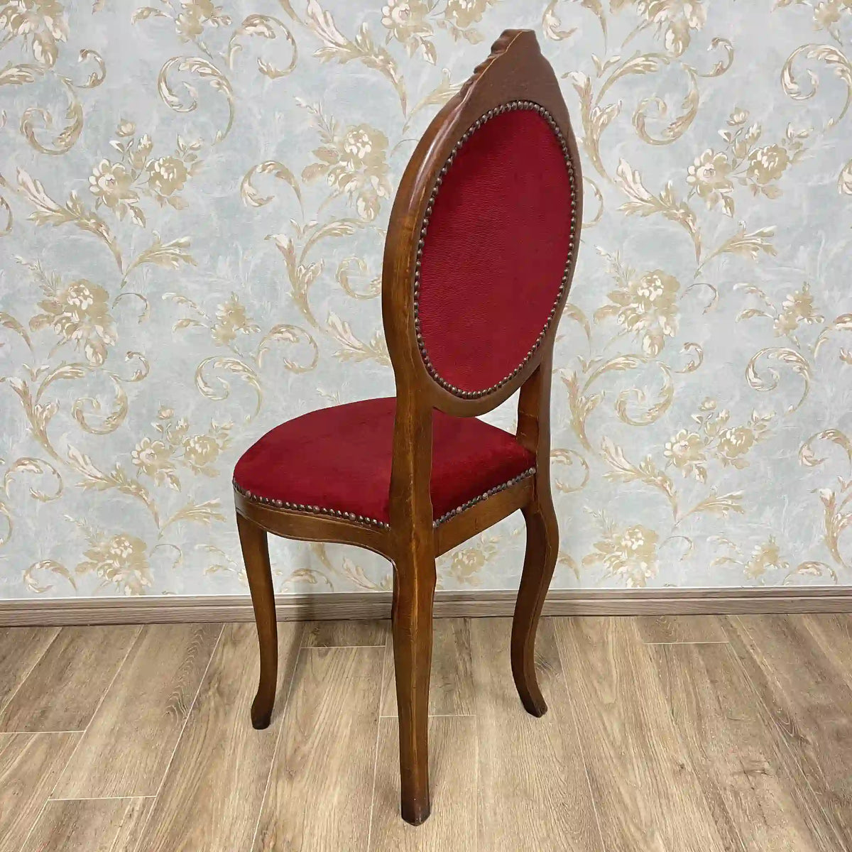 Dining chair / cabriole leg, button tufting / [Vintage]