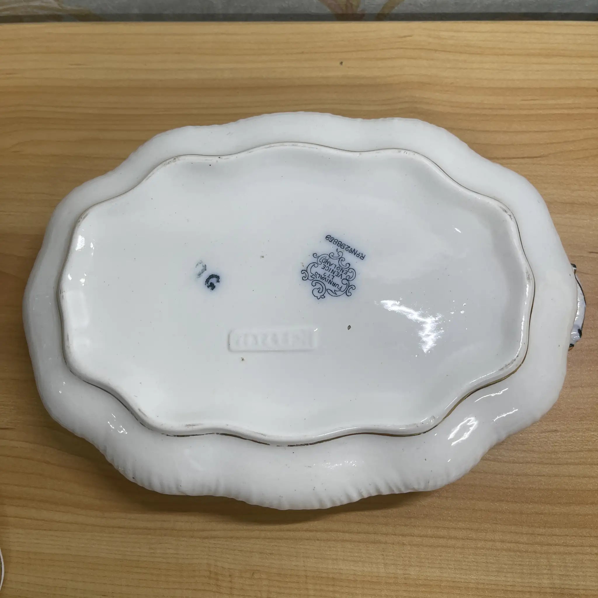 [Antique] Soup Turine / Furnivals / Venice / Estimated around 1900 / Pottery / England / Rocaille, scroll, lattice work