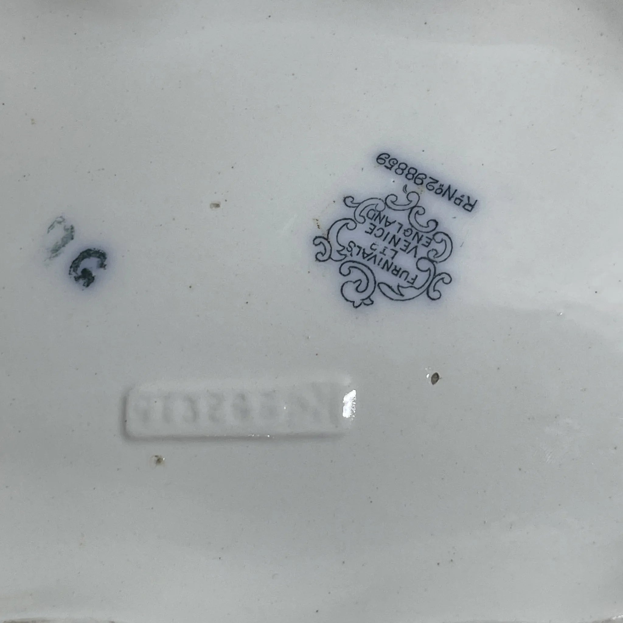 [Antique] Soup Turine / Furnivals / Venice / Estimated around 1900 / Pottery / England / Rocaille, scroll, lattice work