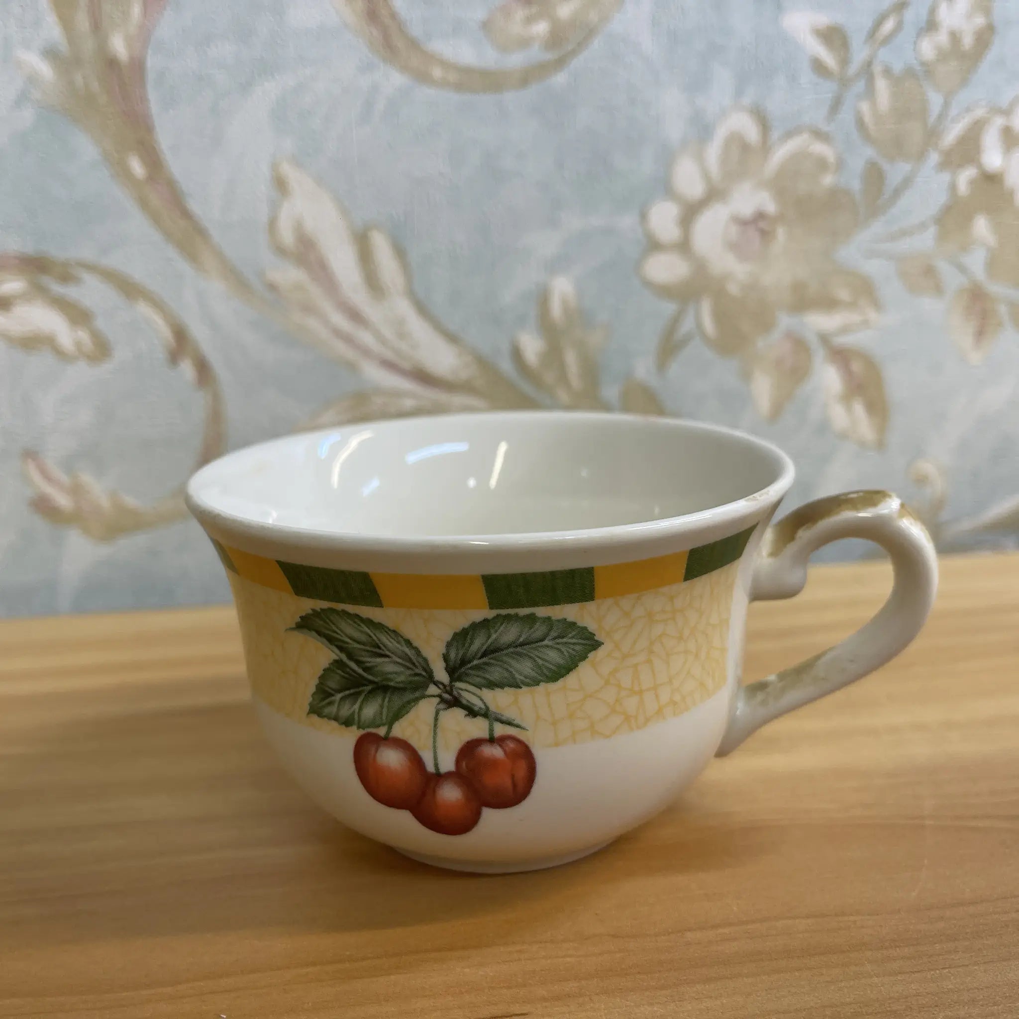 [Vintage] Trio (tea cup & saucer + dessert plate) 2P