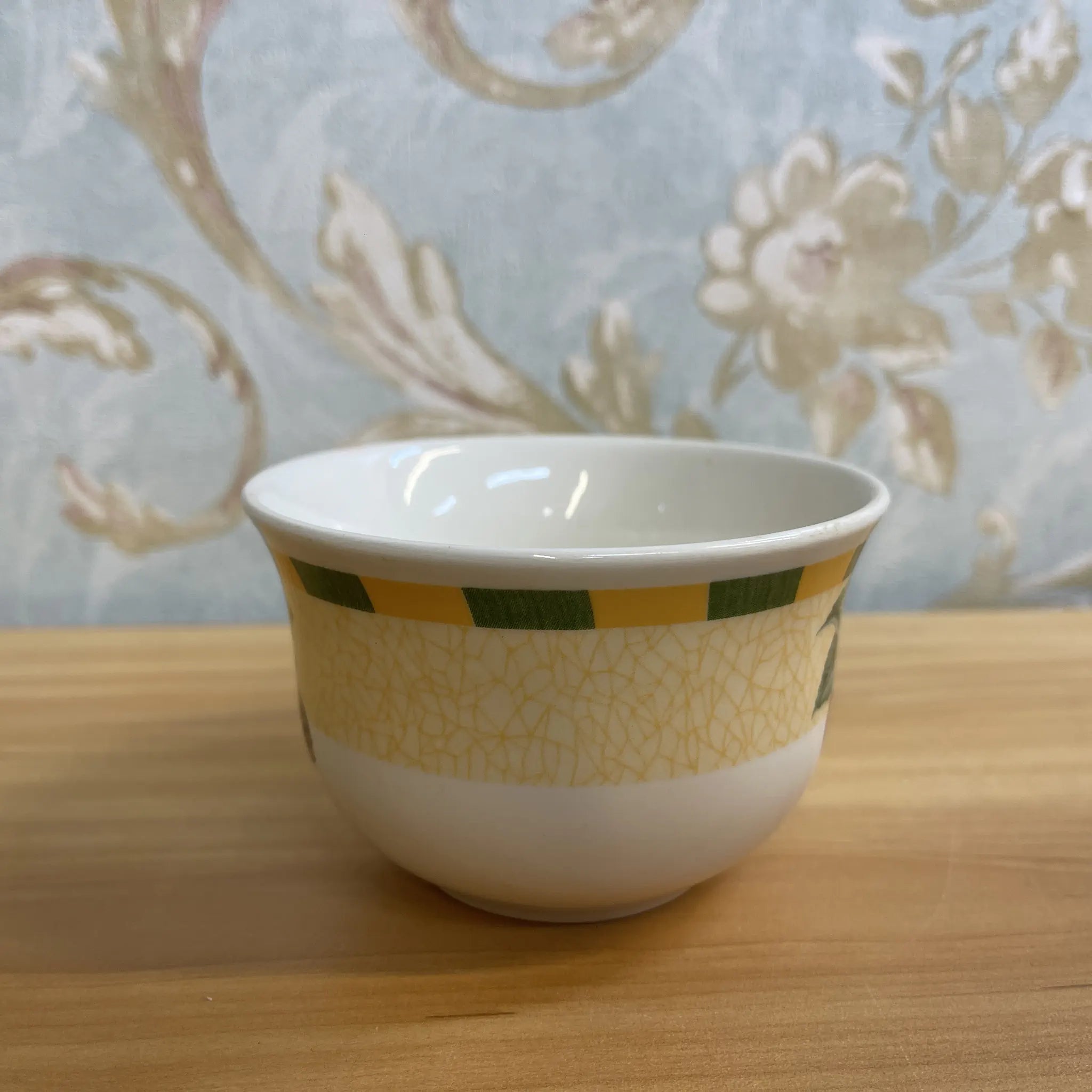 [Vintage] Trio (tea cup & saucer + dessert plate) 2P