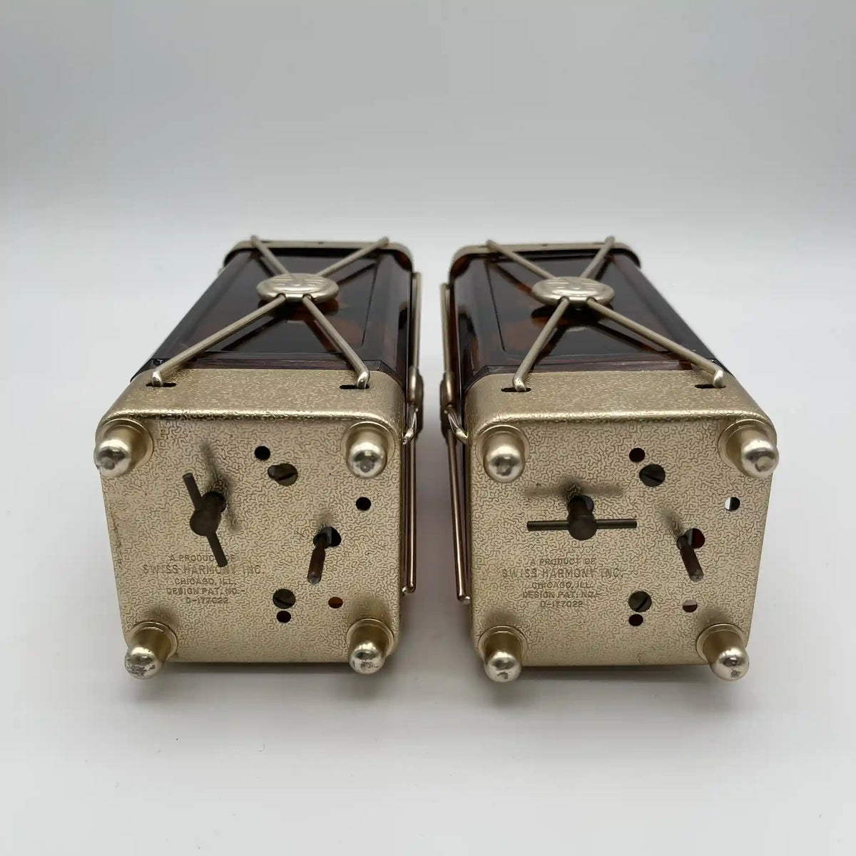 Swiss Harmony Inc. / Mini bar set / Late 1940s - early 1960s / America / With music box function / [Vintage]