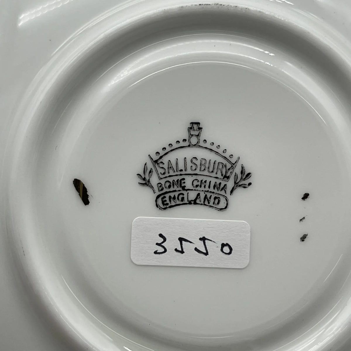 SALISBARY（索尔兹伯里）/杯子&碟子三人组/ 1940年代后期~ 1950年代左右/ Bone China /英国/ 金彩，淡蓝色，金彩装饰，阿拉伯金彩冻结图案，蚀刻/[复古]
