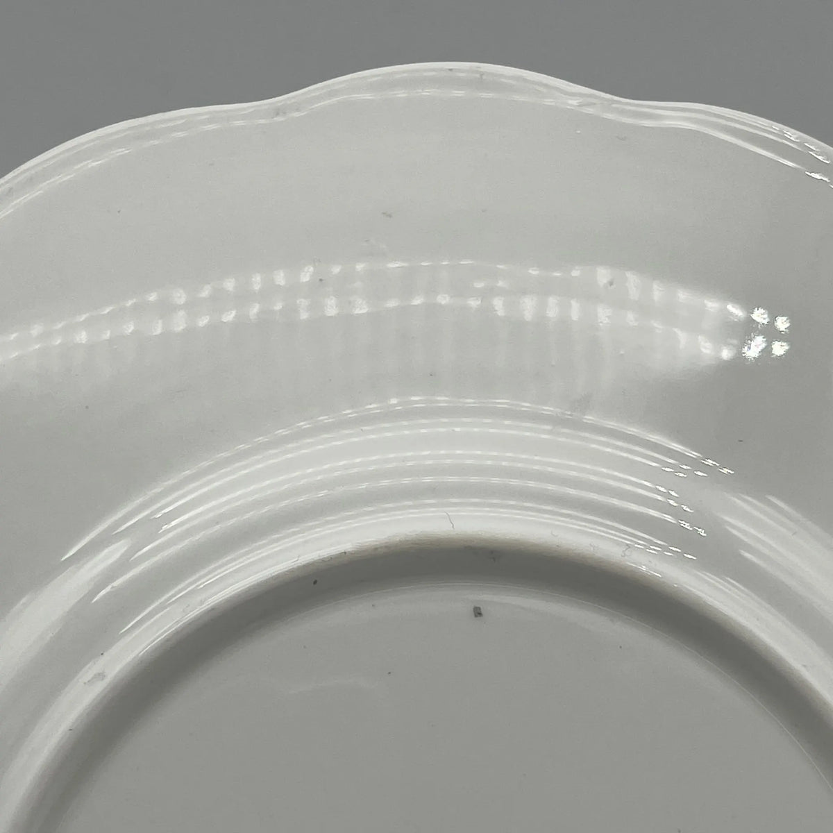 SALISBURY（索尔兹伯里）/蛋糕盘（小碟子）/ 1940年代后期~ 1950年代左右/ Bone China /英国/ 金彩，淡蓝色，金彩装饰，阿拉伯金彩冻结图案，蚀刻/[复古]