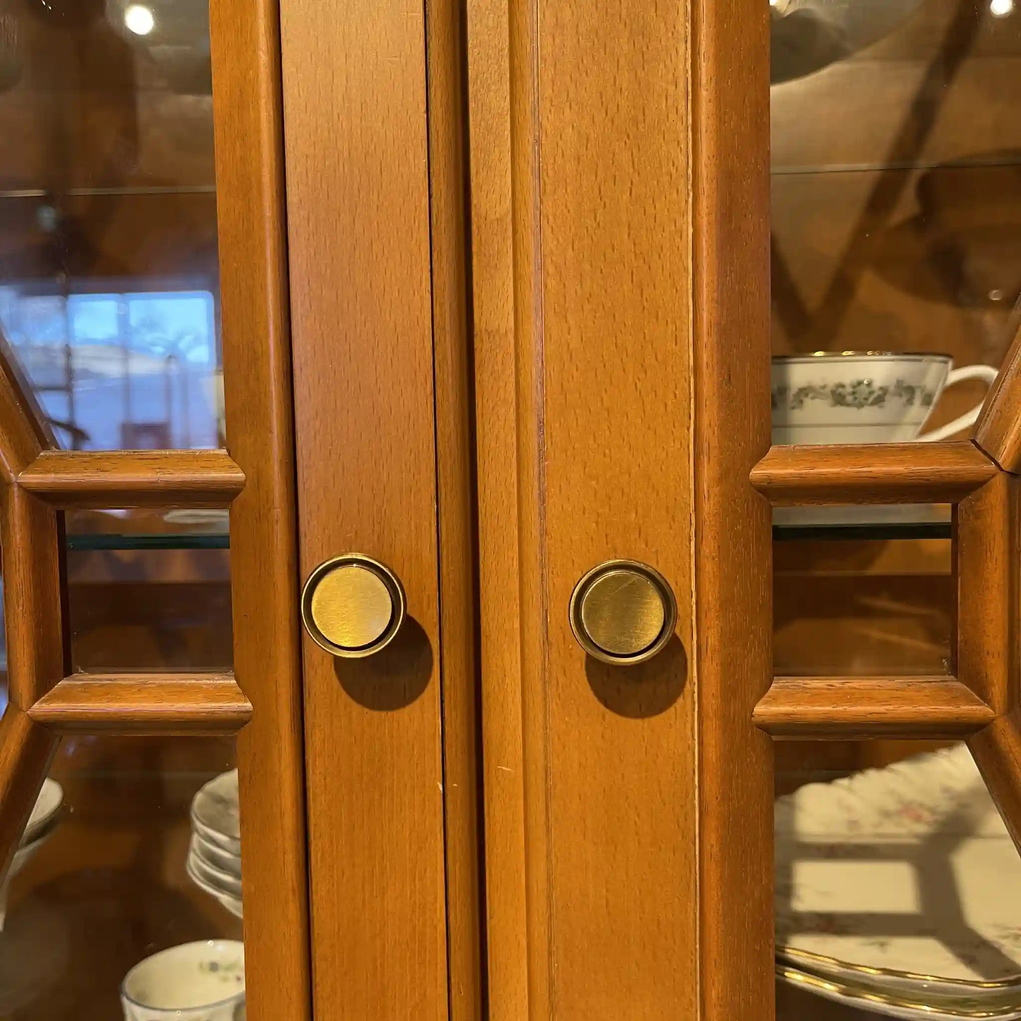 [Reused] Display Case / Karimoku Furniture / Wood, Glass, Metal / Japan