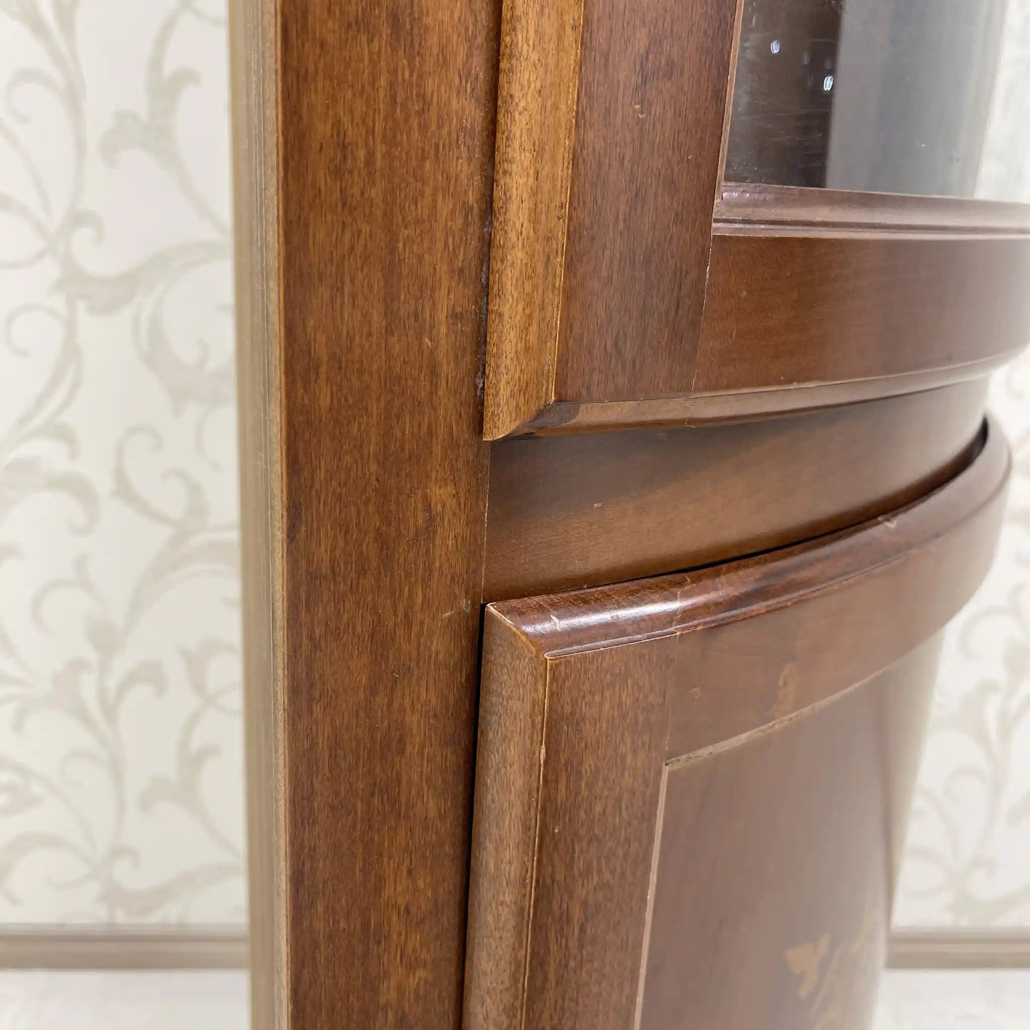 [Antique] Corner Cabinet